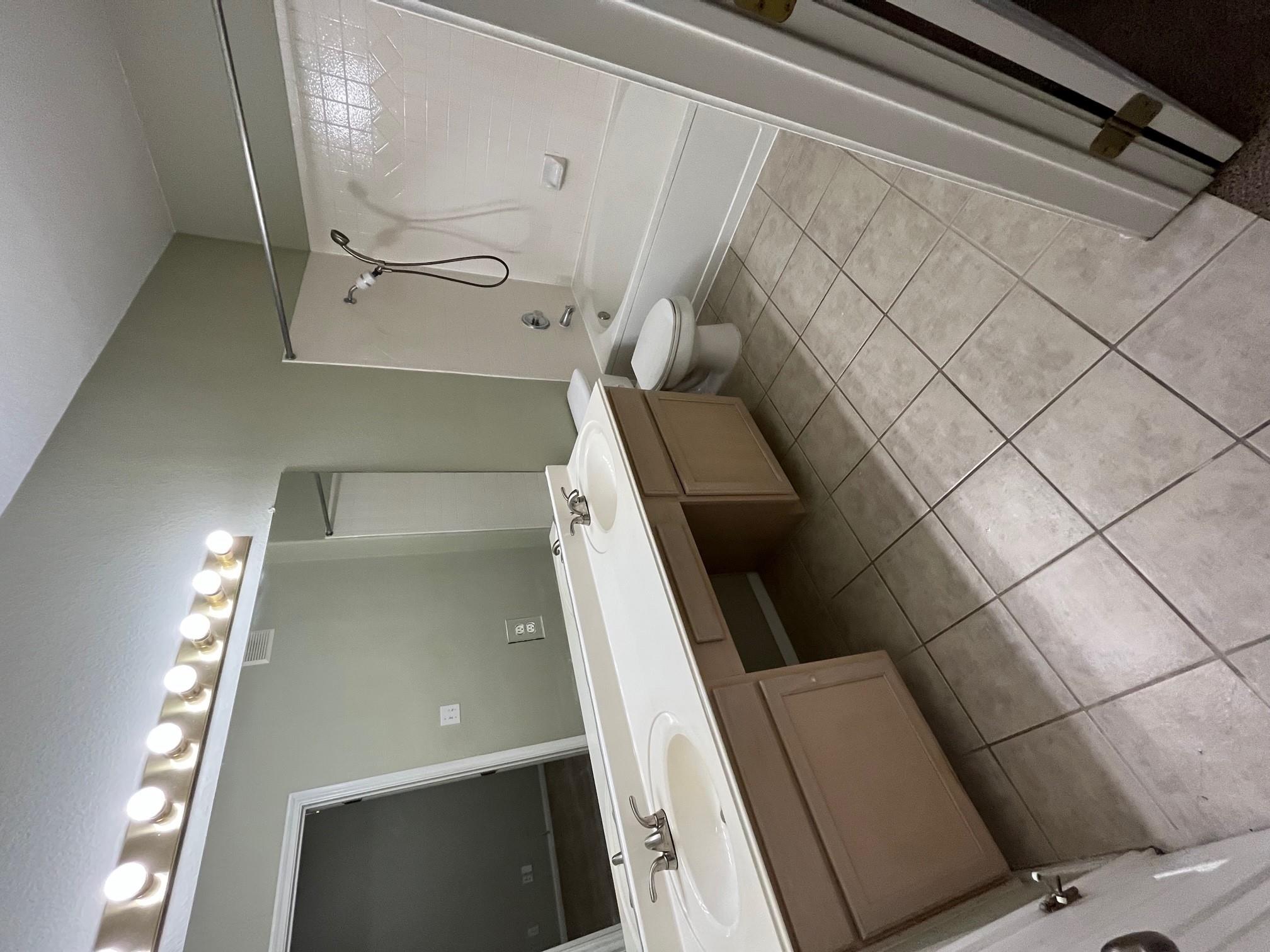 2100 Pipers Field DR # 14