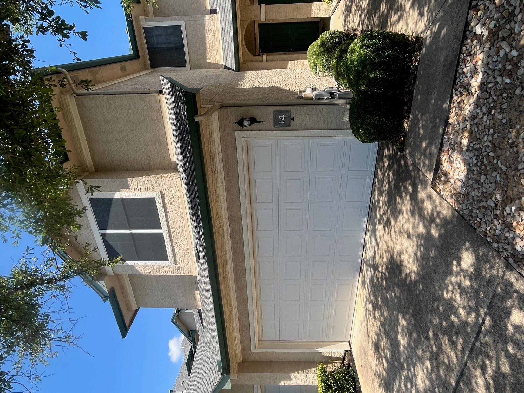 2100 Pipers Field DR # 14