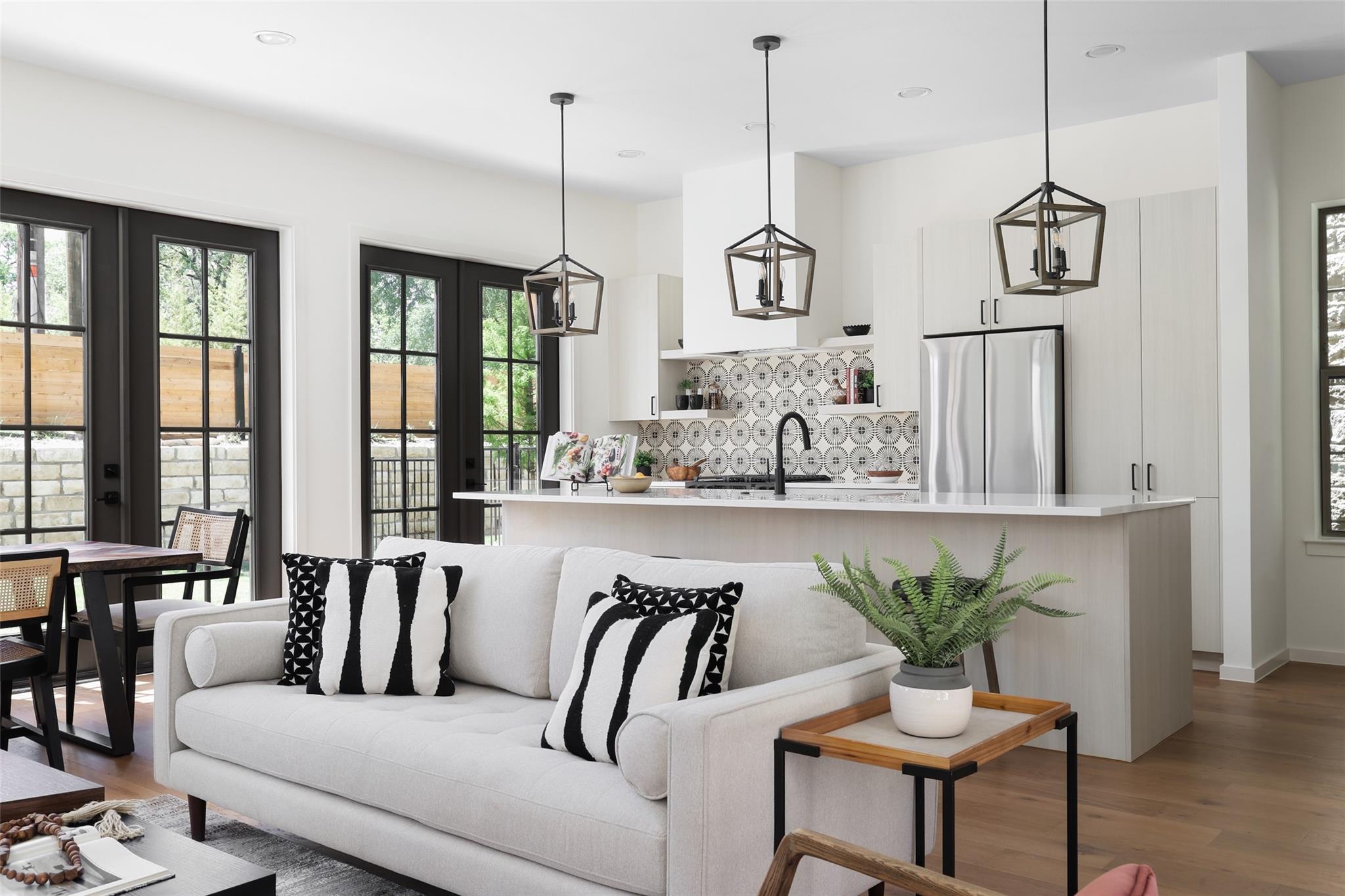 3500 Pecan Springs RD # 10