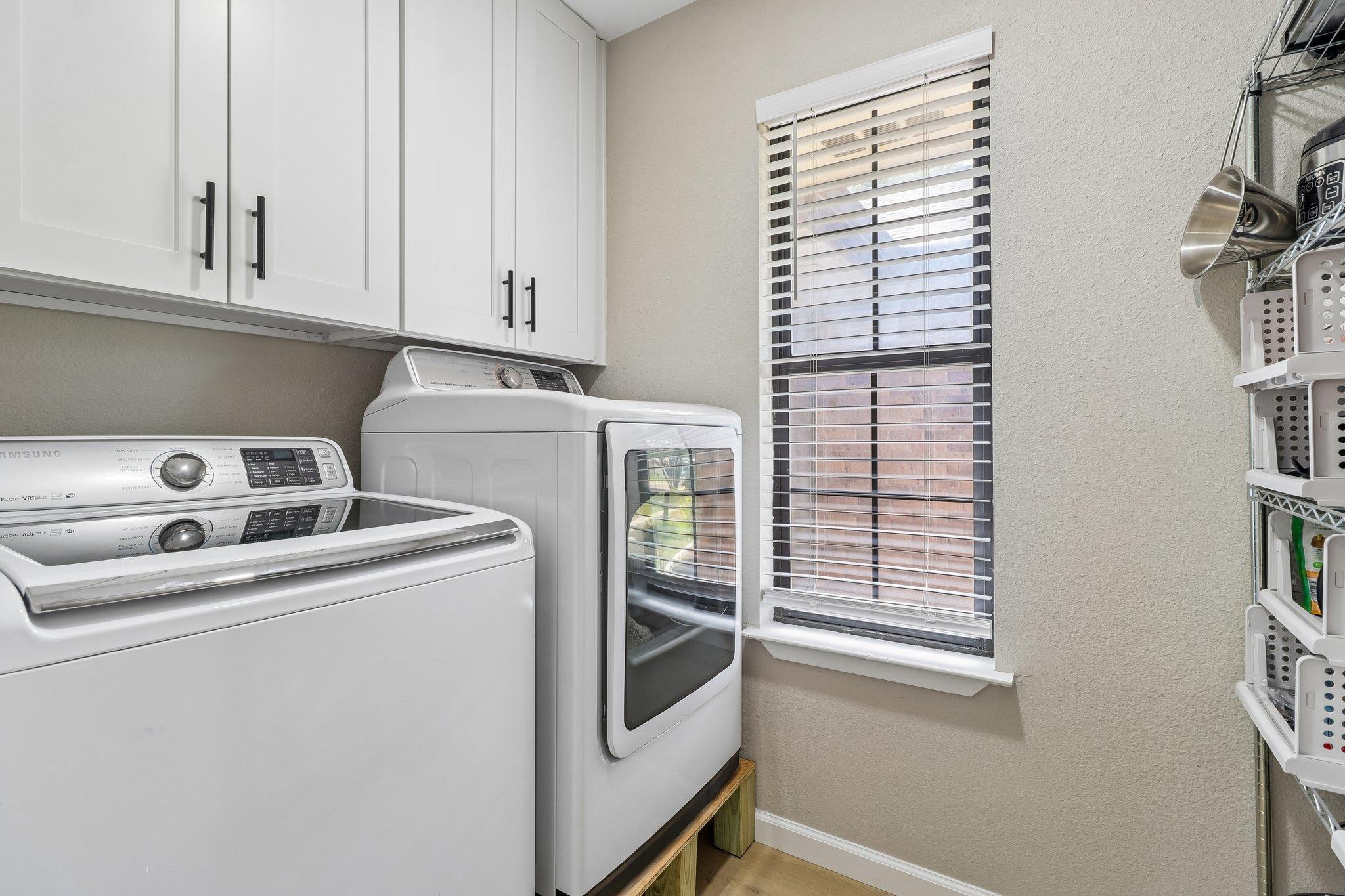 1705 Creek Bend CIR