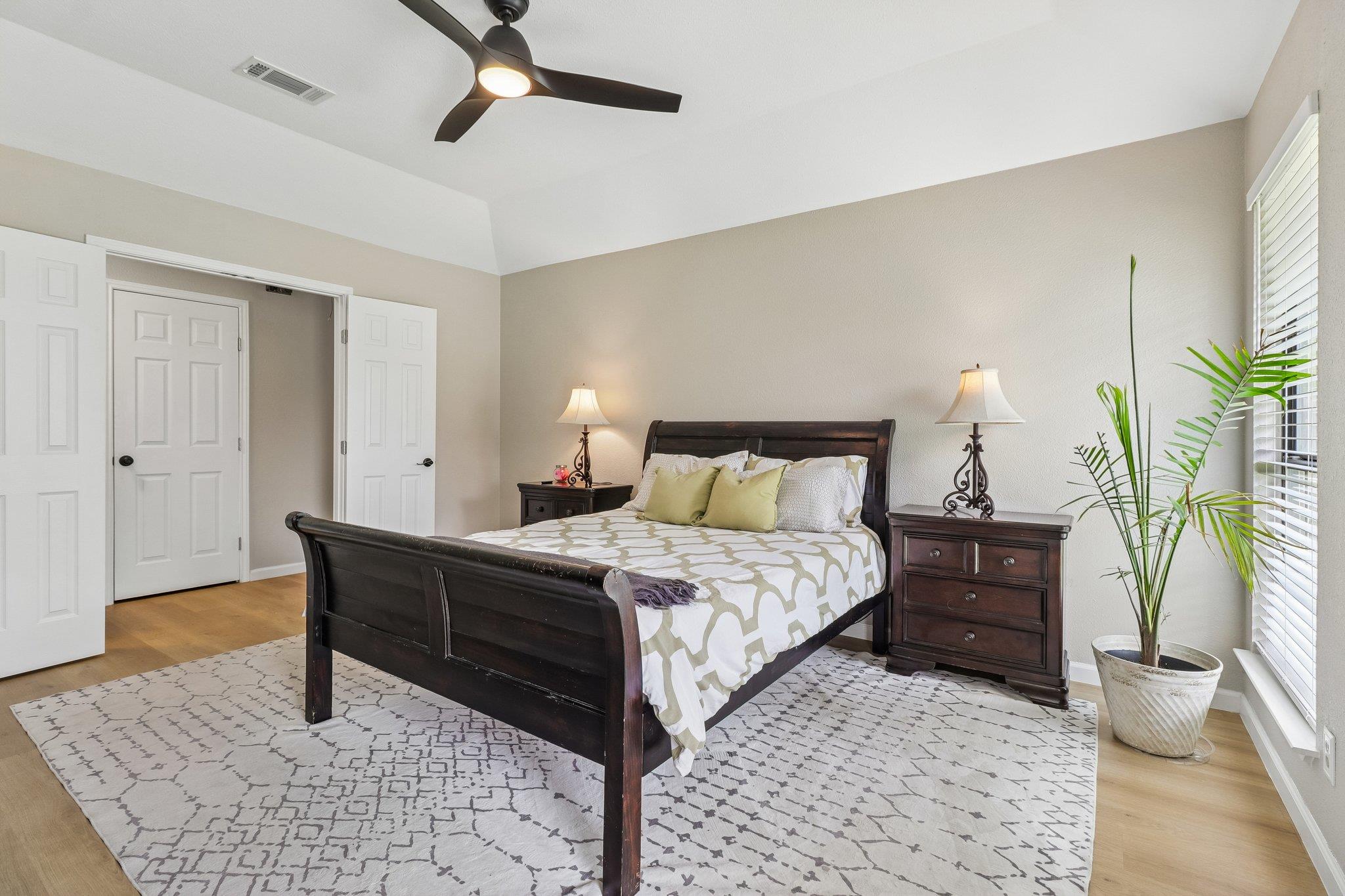1705 Creek Bend CIR