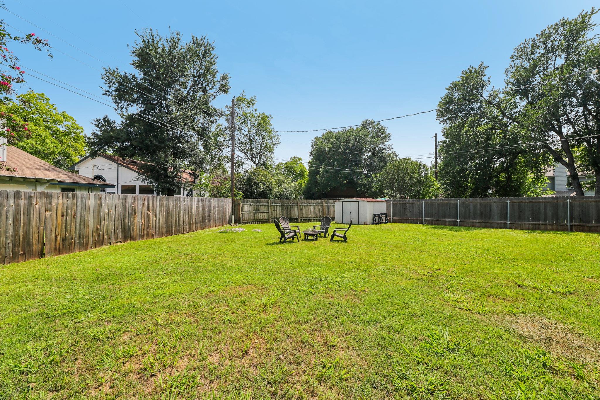 1705 Creek Bend CIR