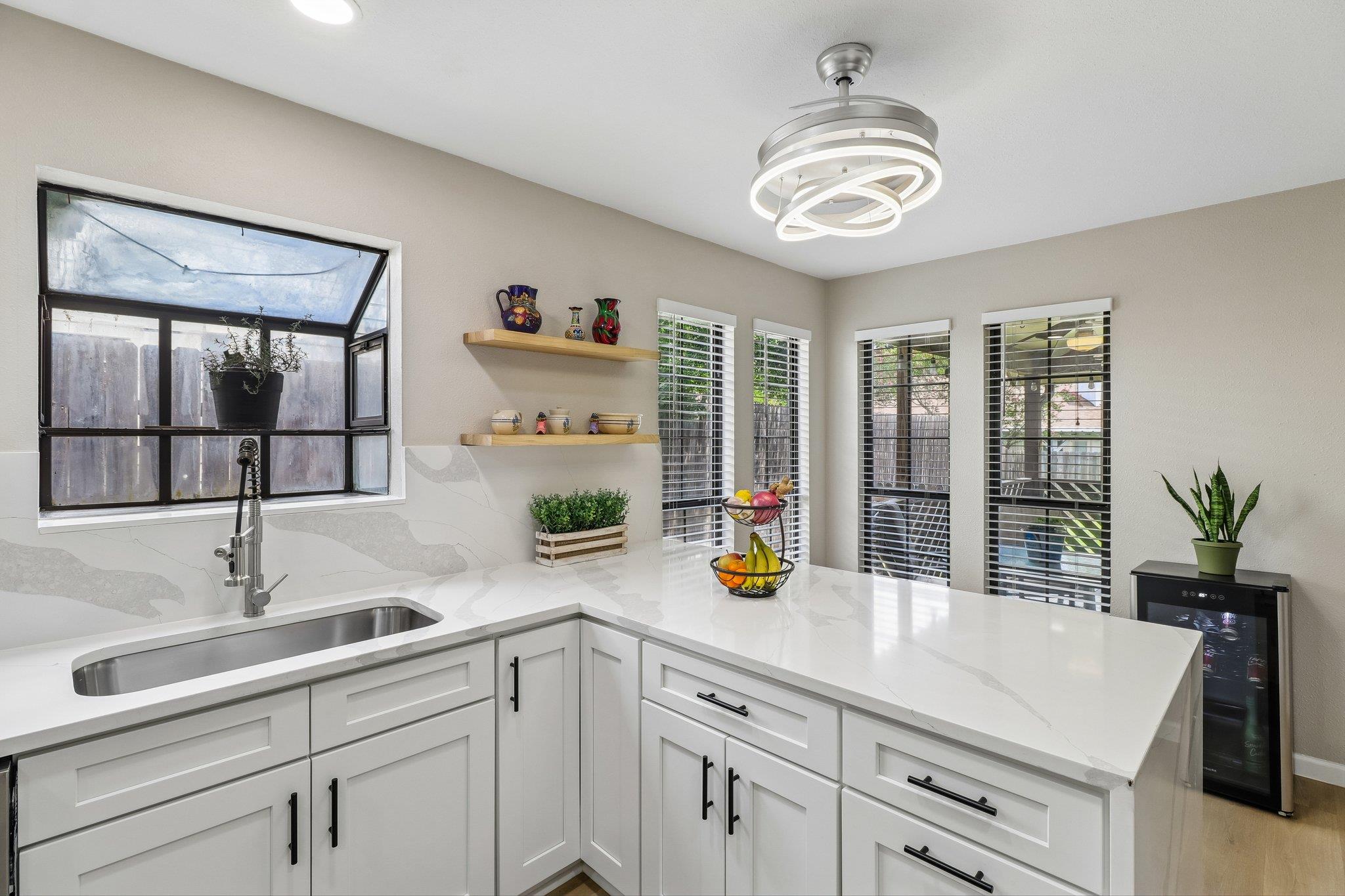 1705 Creek Bend CIR