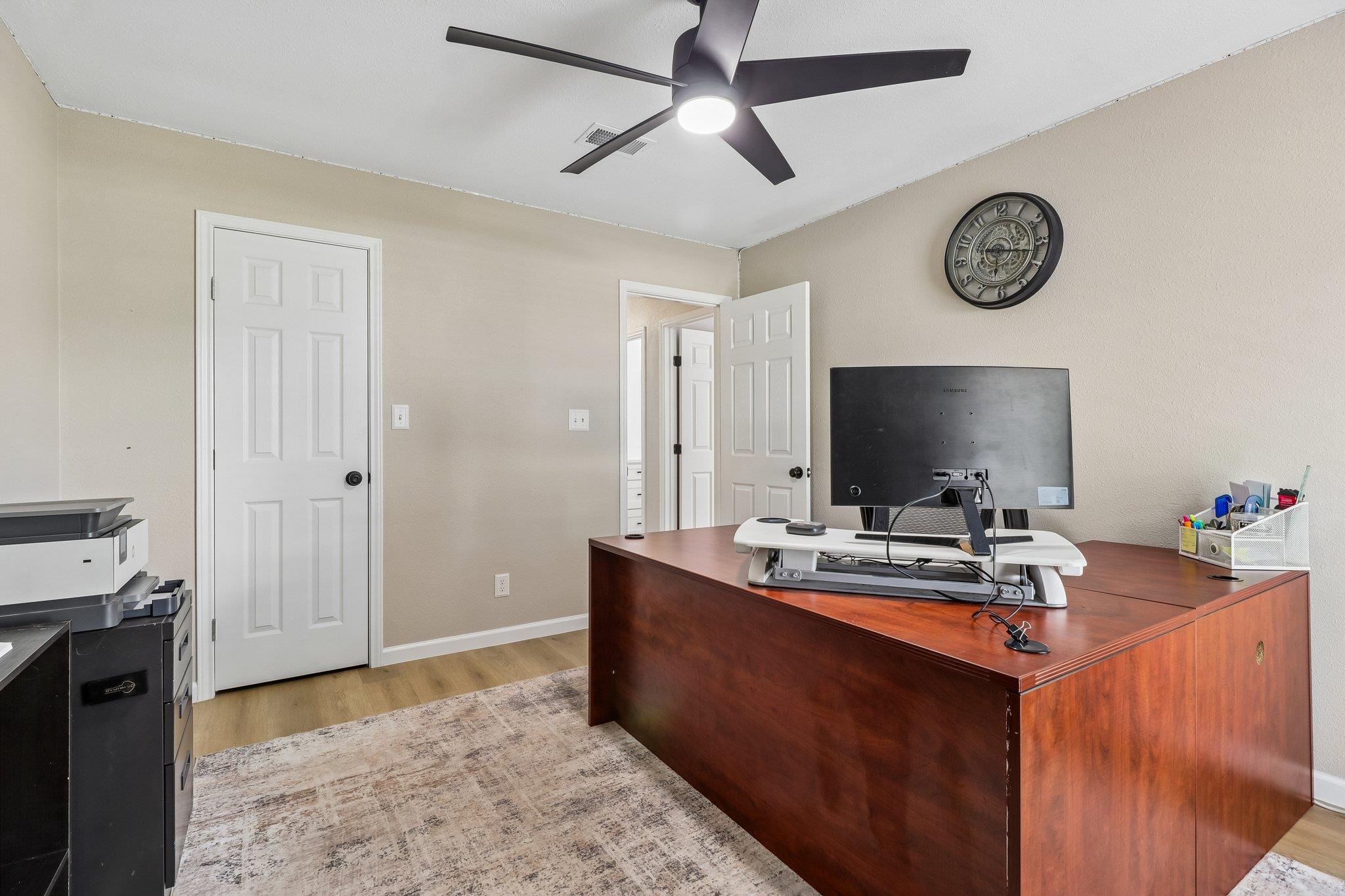 1705 Creek Bend CIR