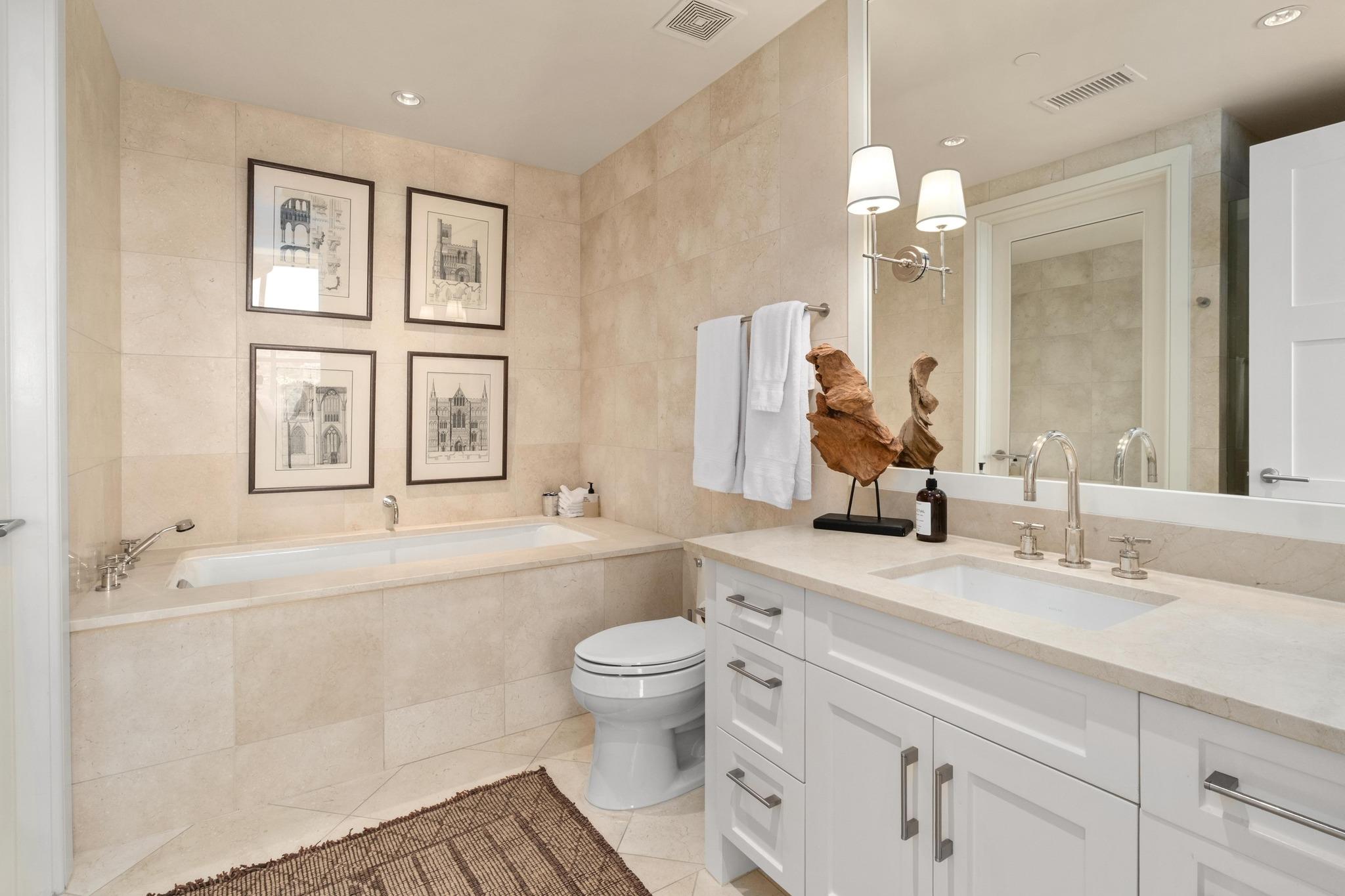 98 San Jacinto BLVD # 1201