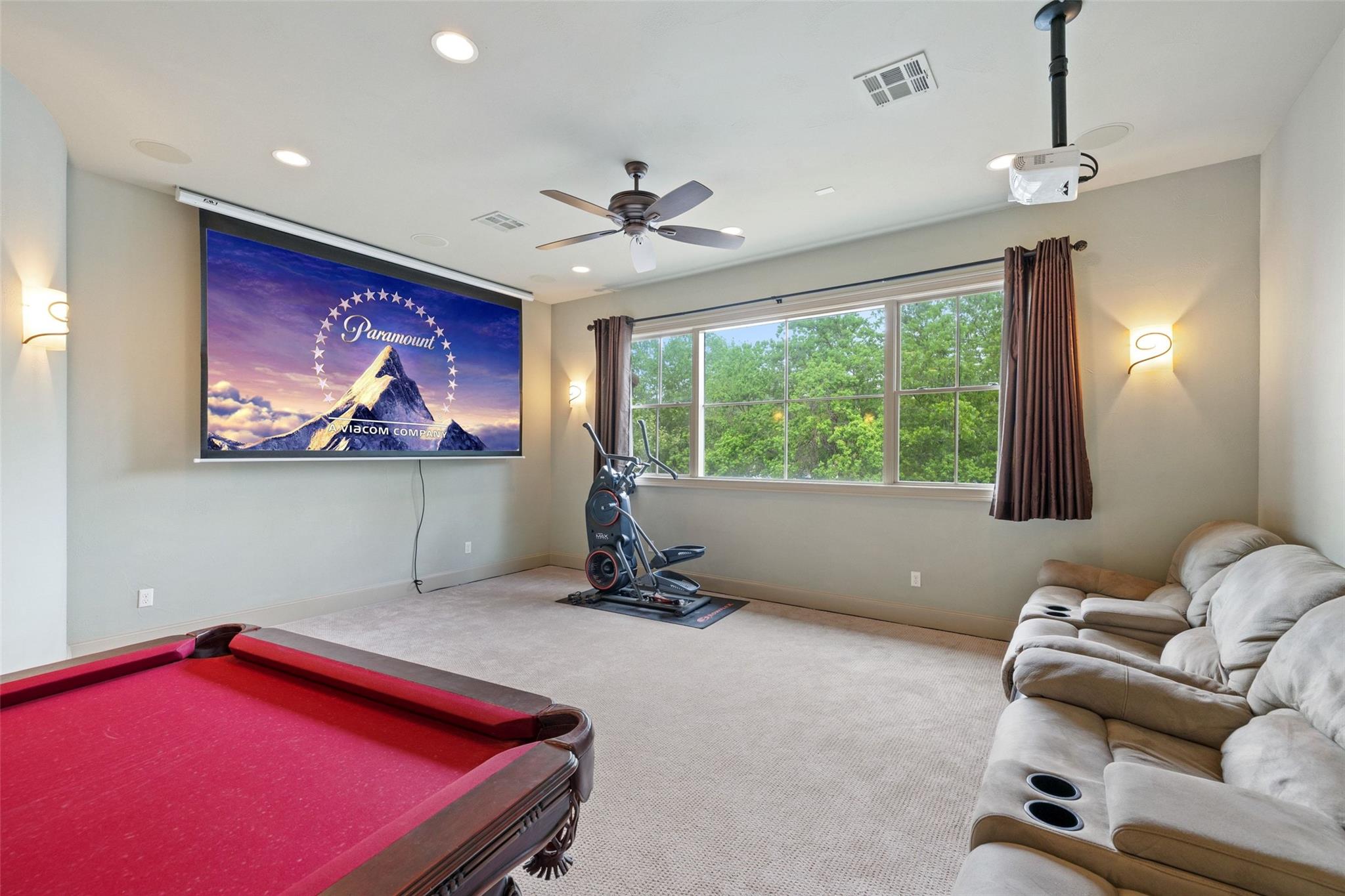 3104 Rivercrest DR
