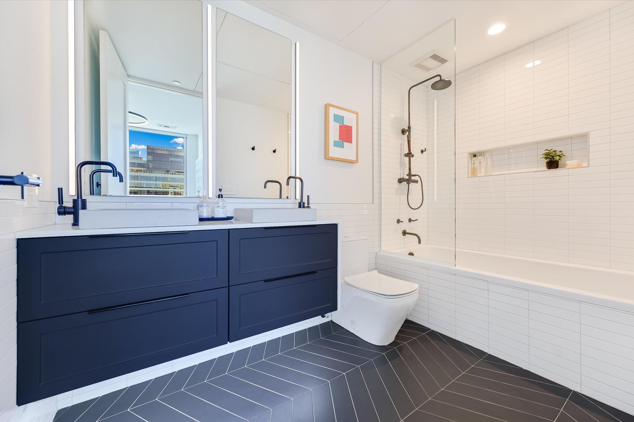 222 West Ave # 2605
