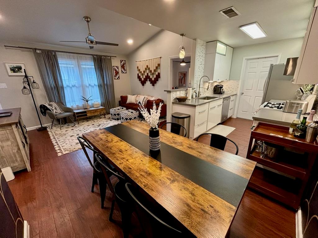 2412 Thornton RD # B