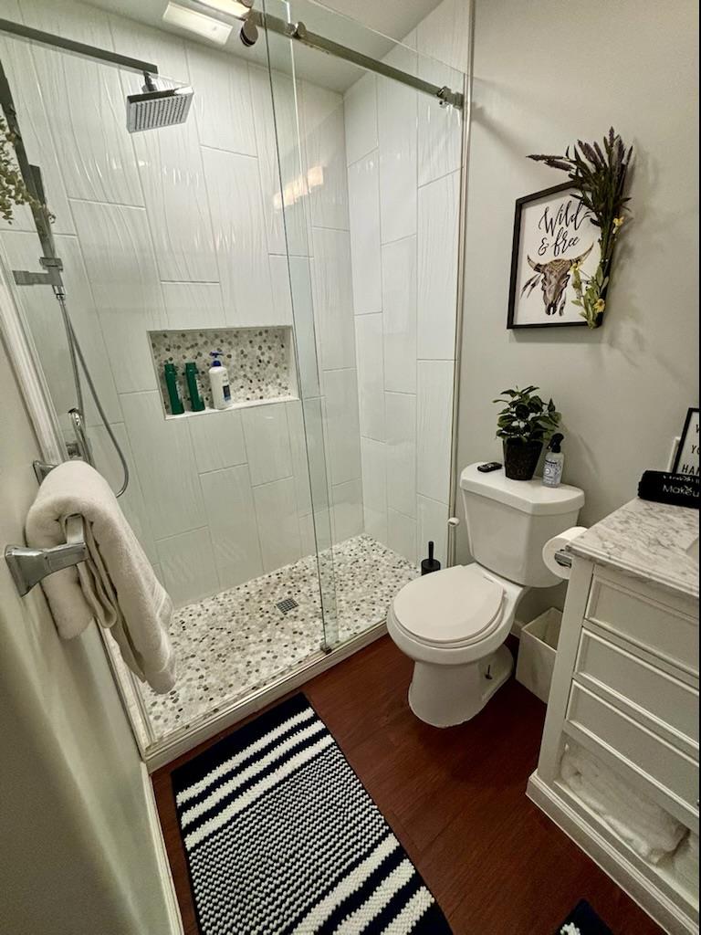 2412 Thornton RD # B