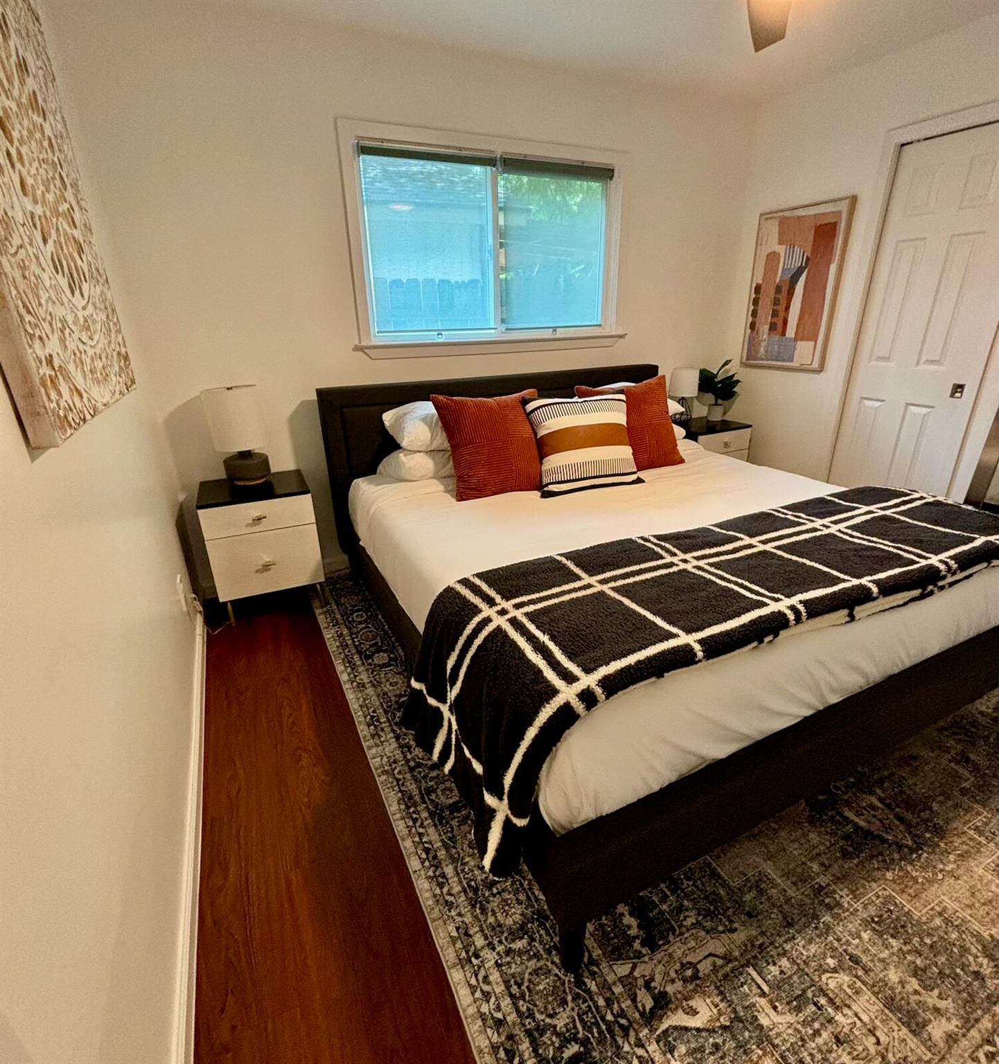 2412 Thornton RD # B