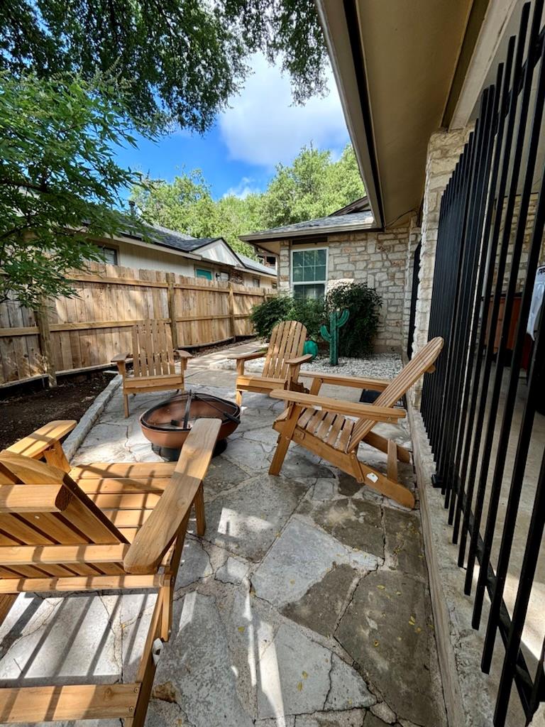 2412 Thornton RD # B