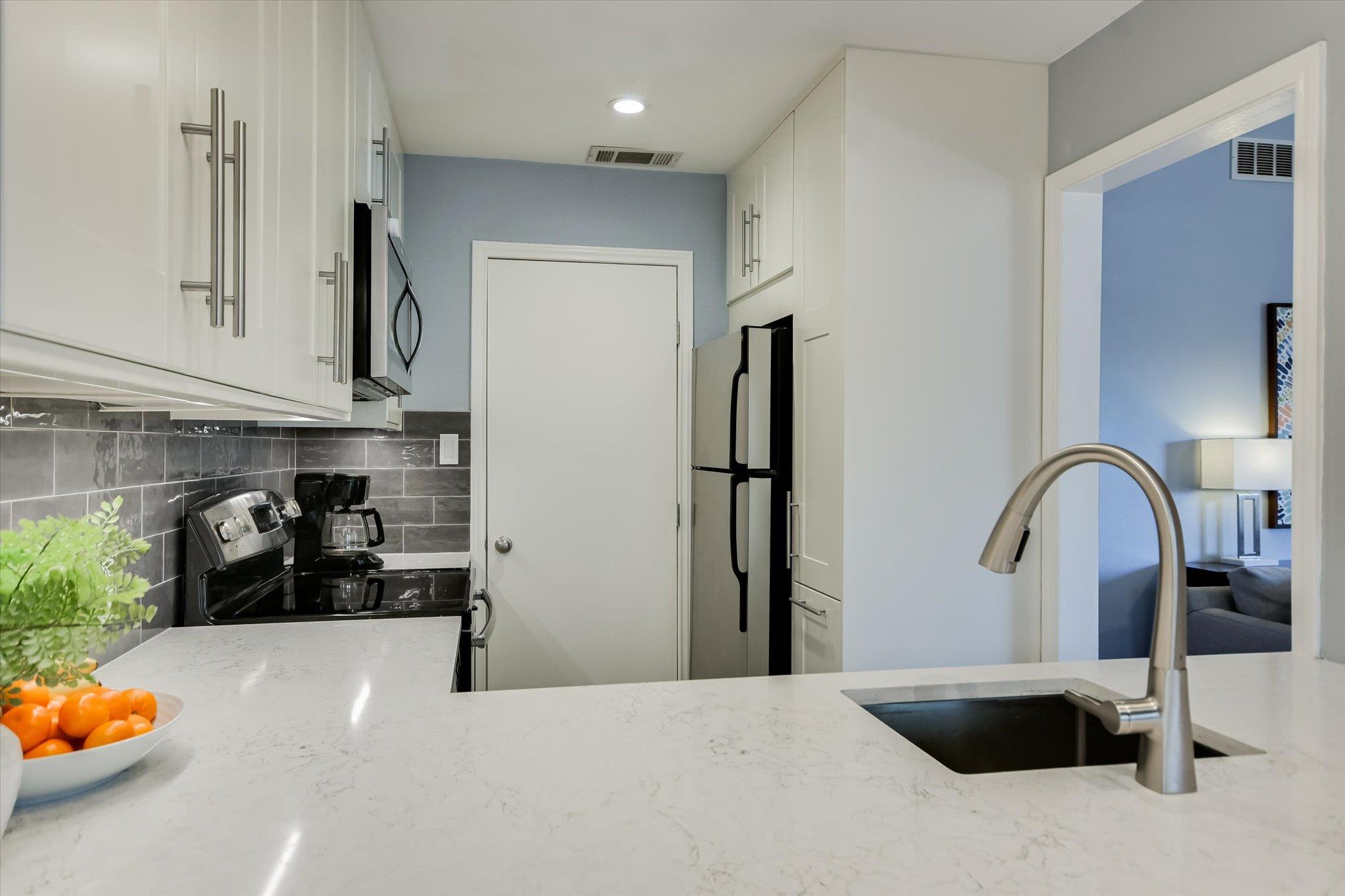 9226 Jollyville RD # 272