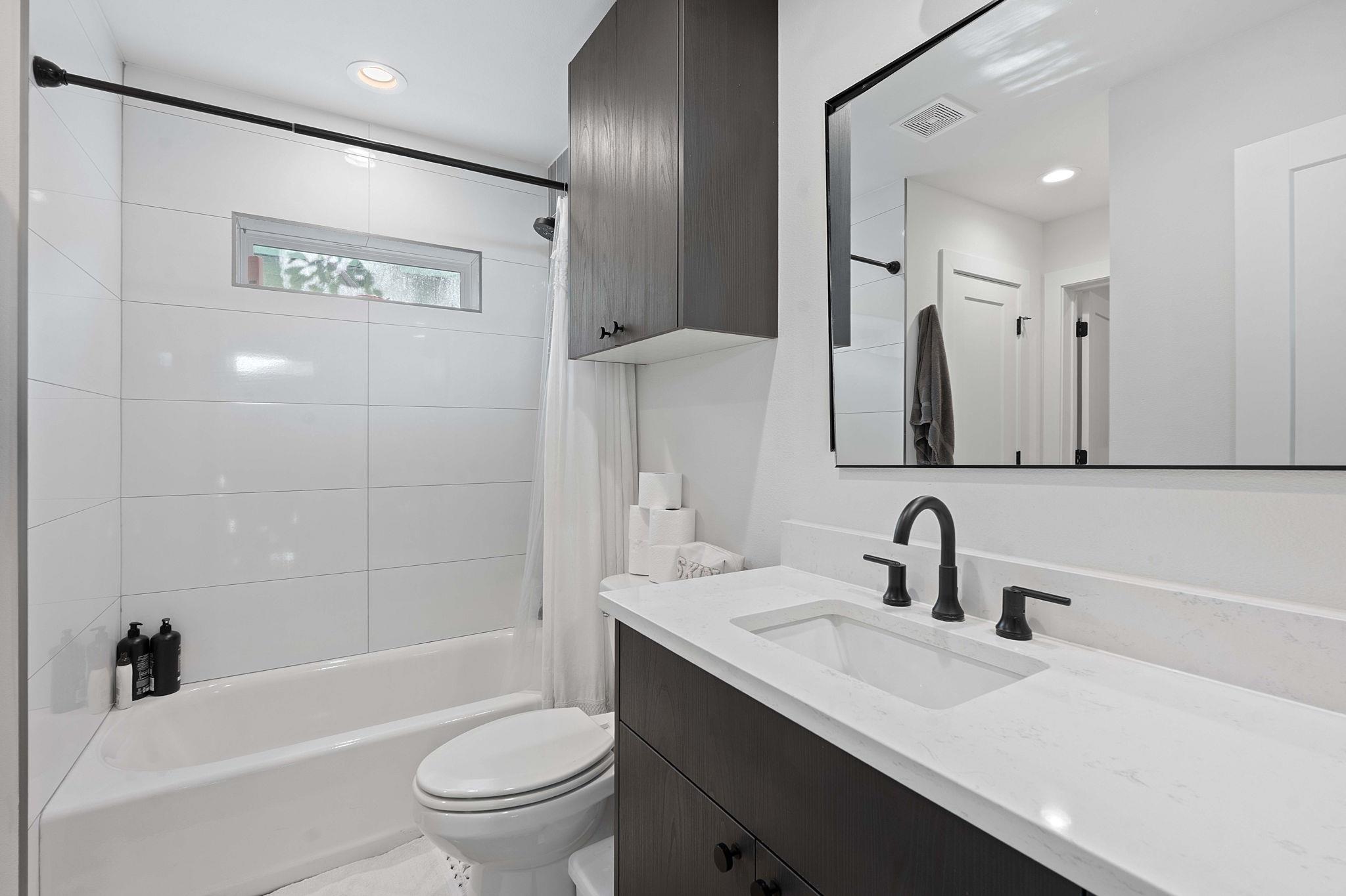 3404 Thomas Kincheon ST # 3 Unit: 1 & 3