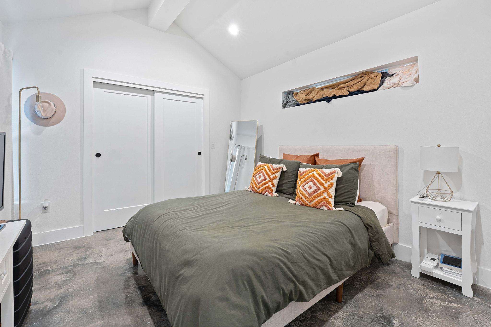 3404 Thomas Kincheon ST # 3 Unit: 1 & 3