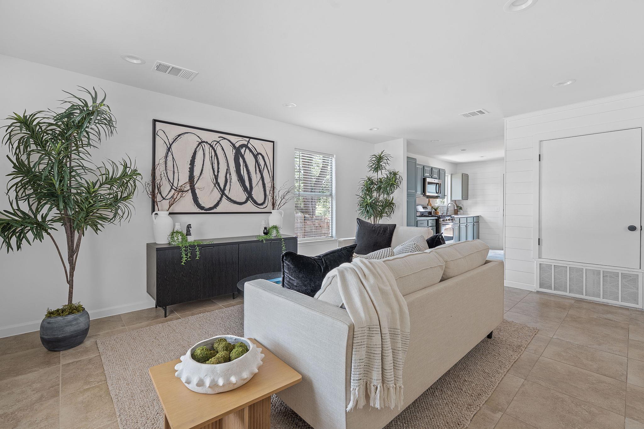 3404 Thomas Kincheon ST # 3 Unit: 1 & 3