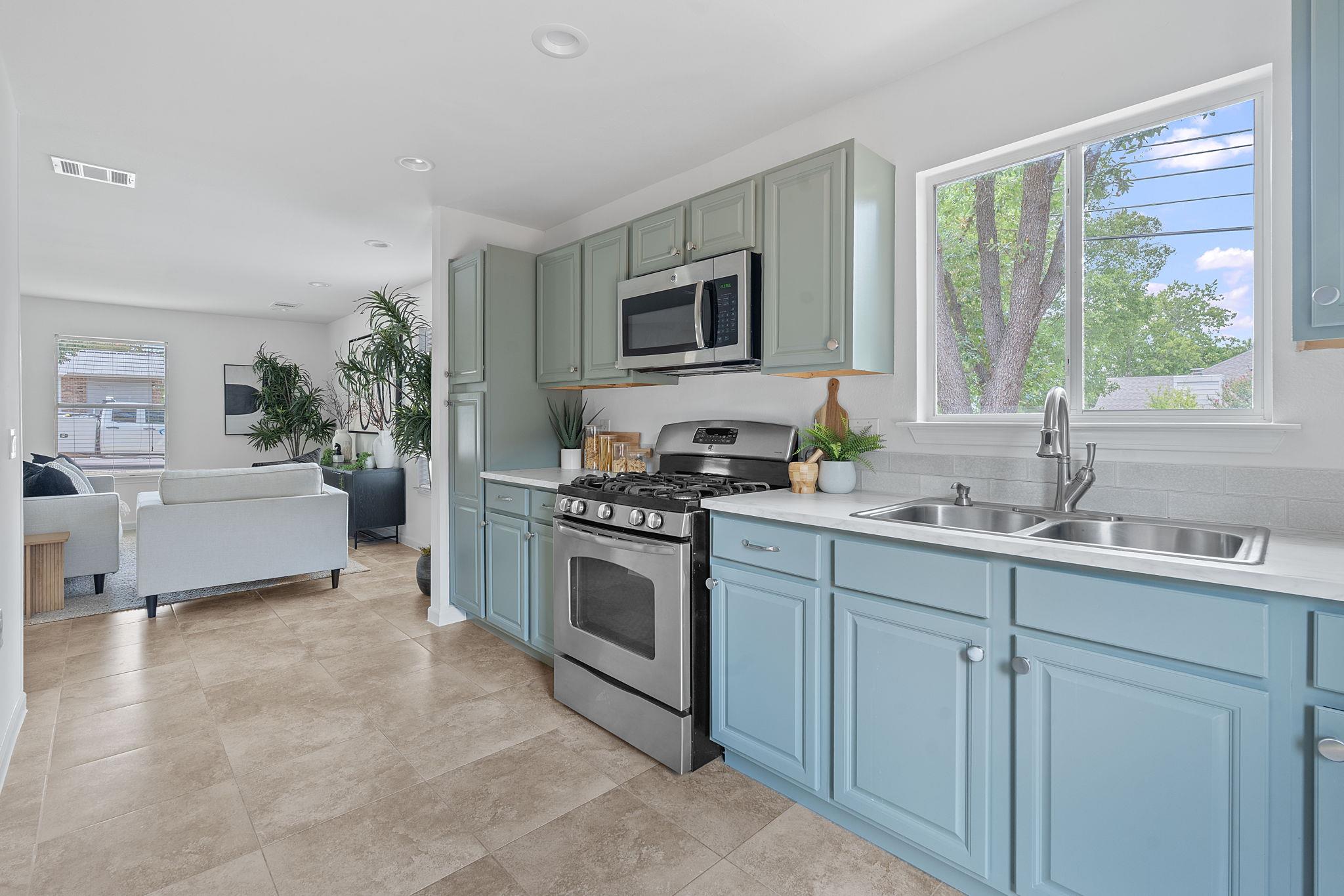 3404 Thomas Kincheon ST # 3 Unit: 1 & 3