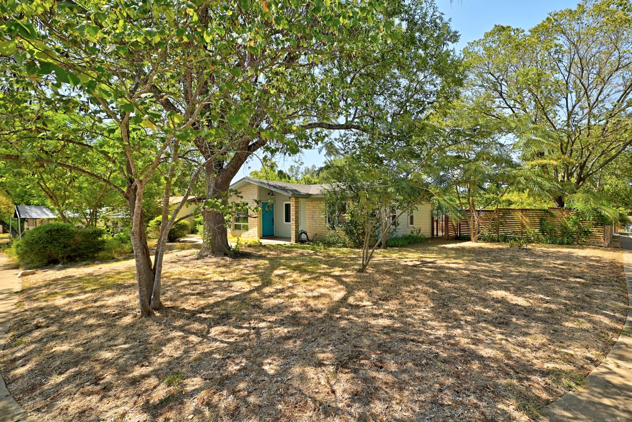 905 Emerald Wood DR
