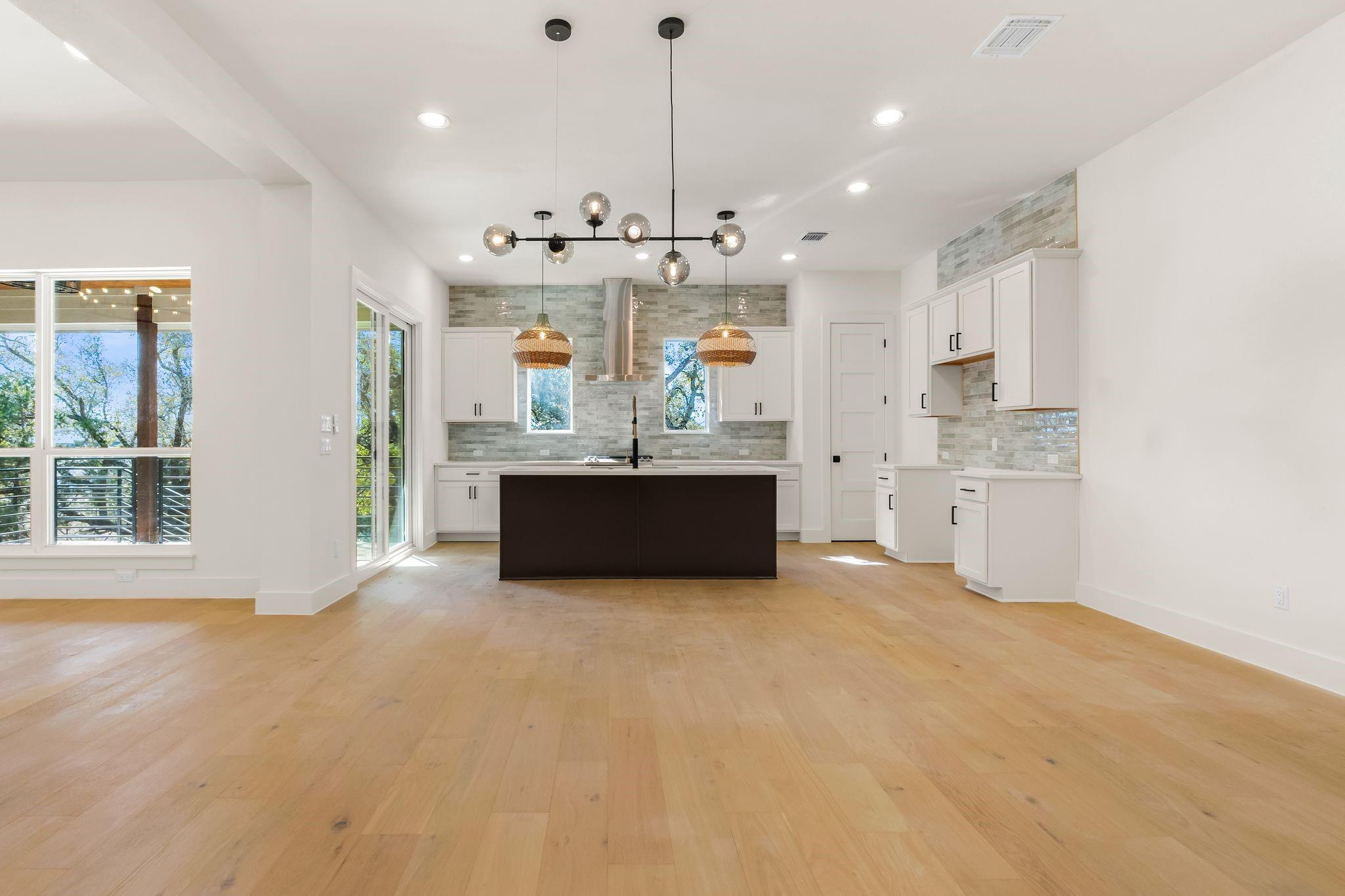 300 Bedford DR