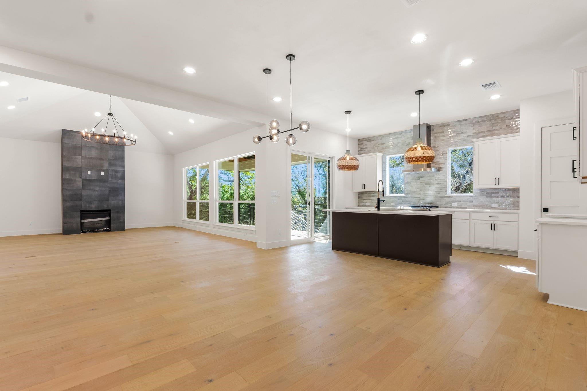 300 Bedford DR