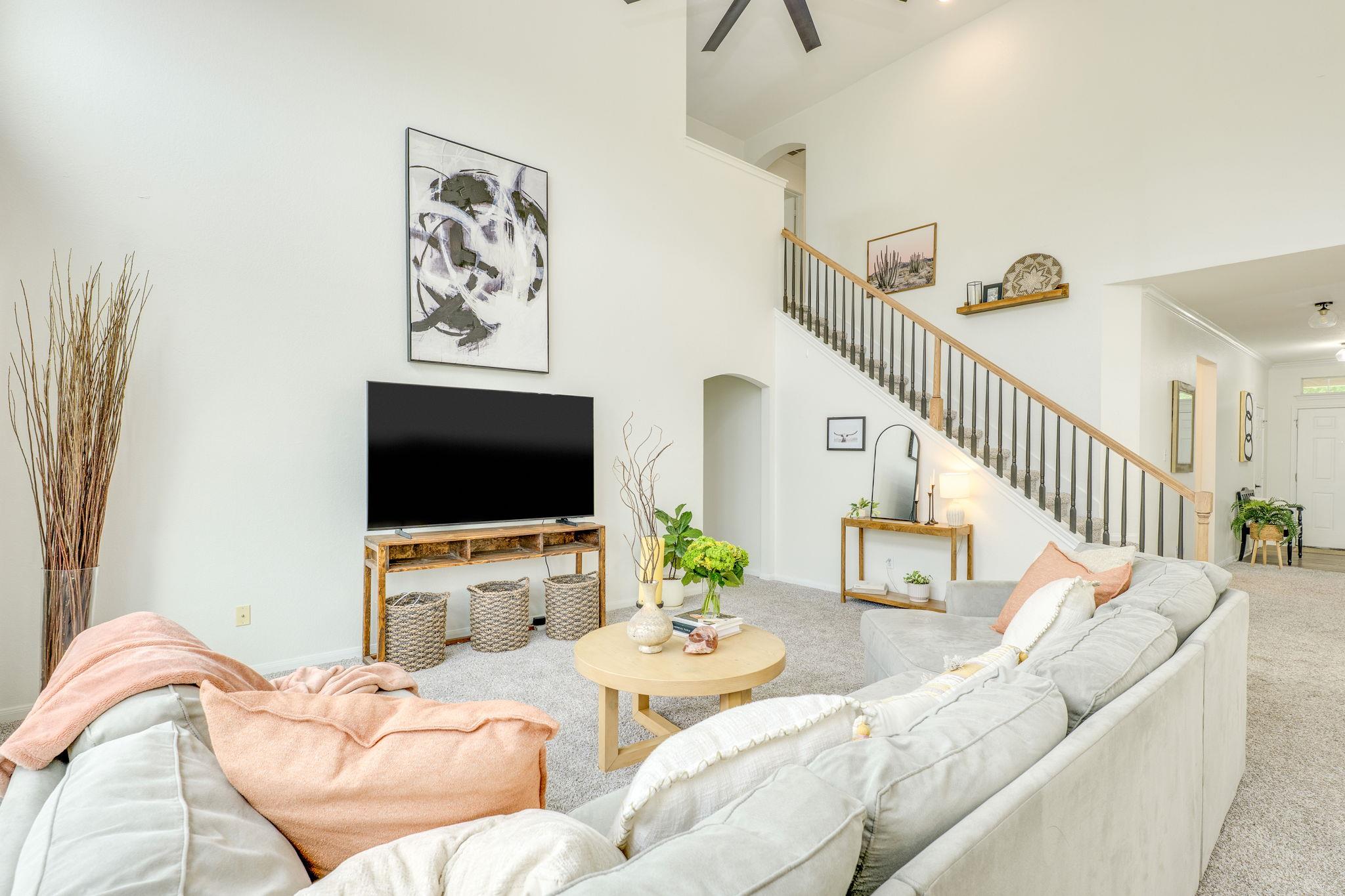 1509 Encino DR