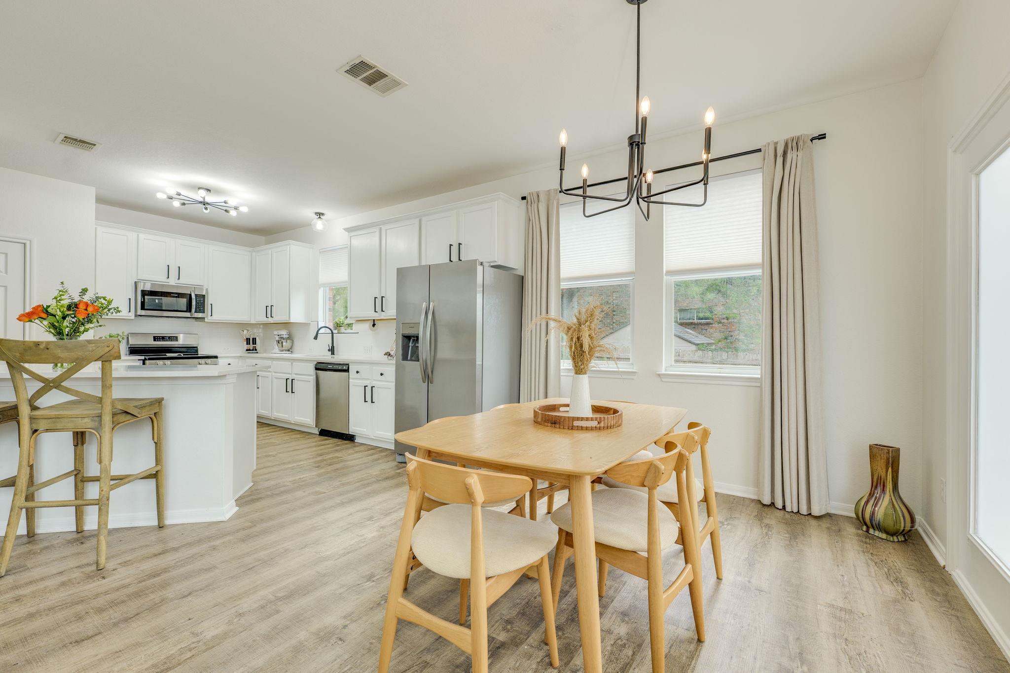 1509 Encino DR
