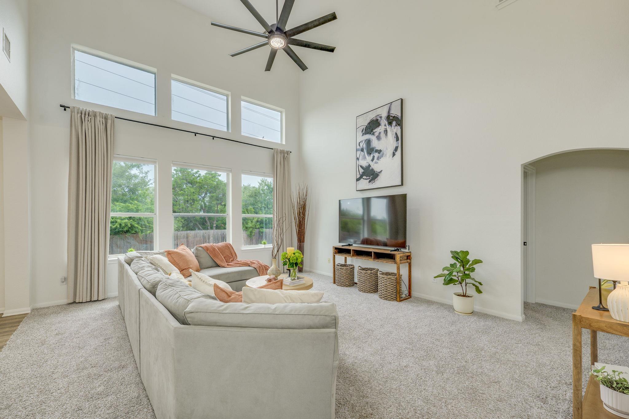 1509 Encino DR
