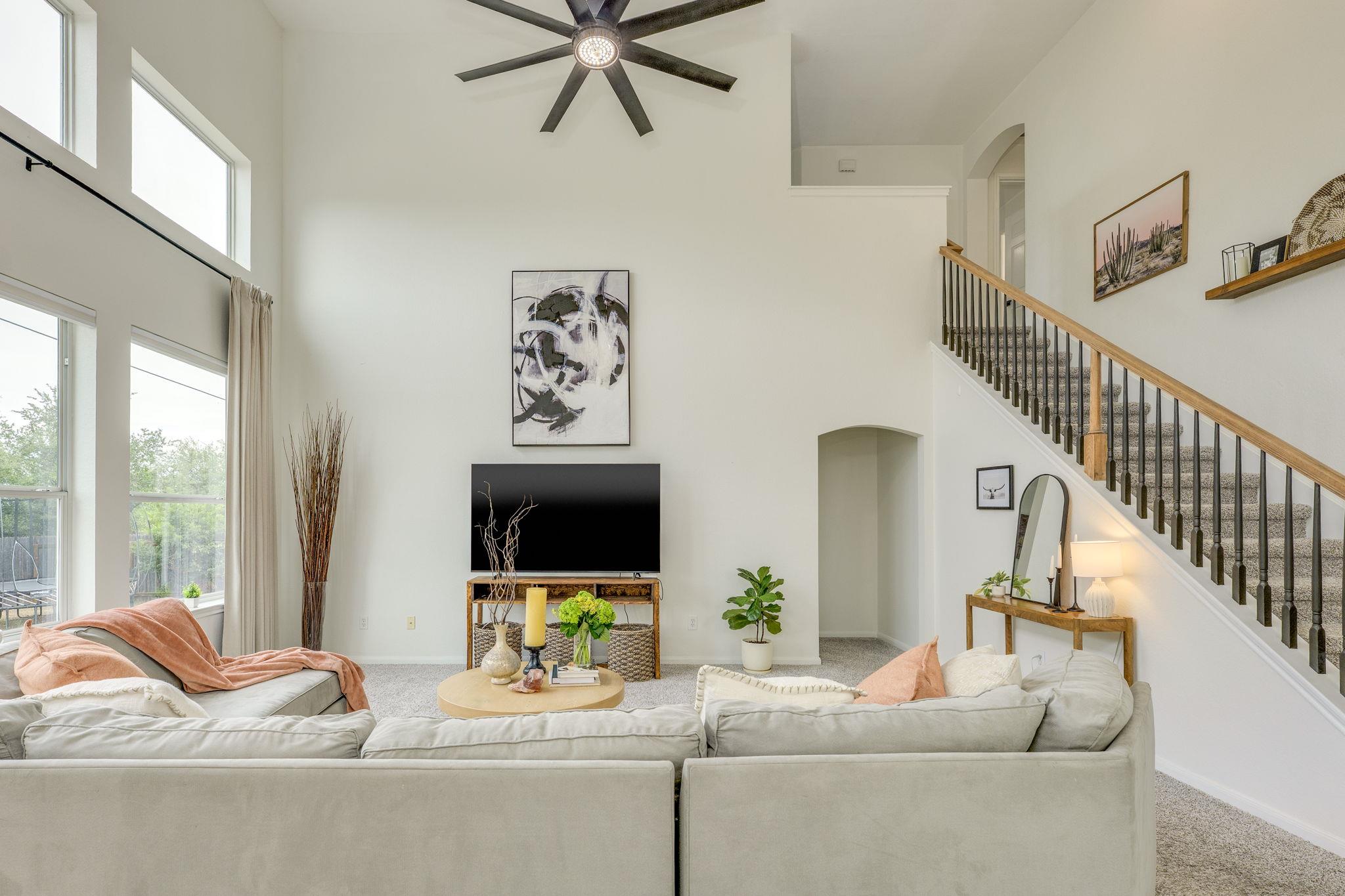 1509 Encino DR