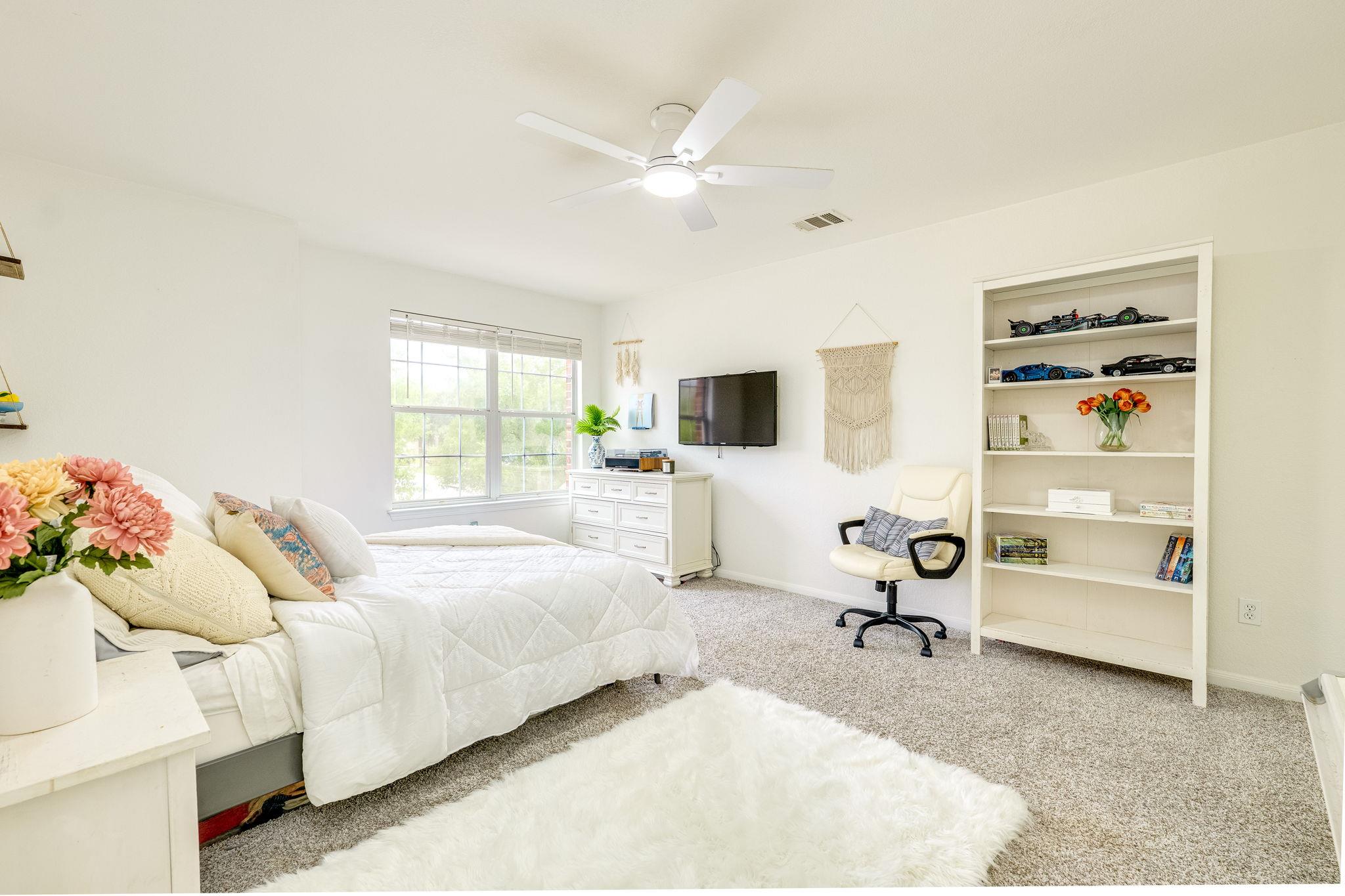 1509 Encino DR