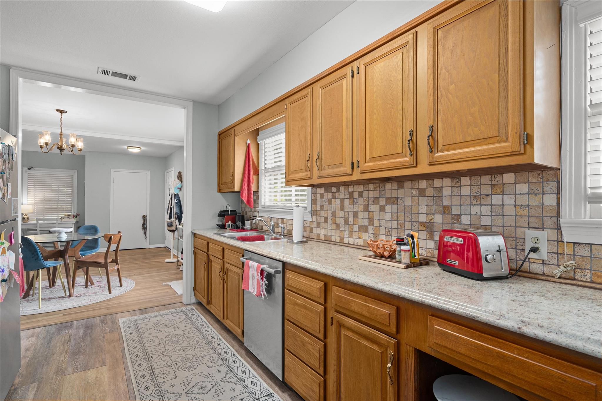 2633 W 45th ST