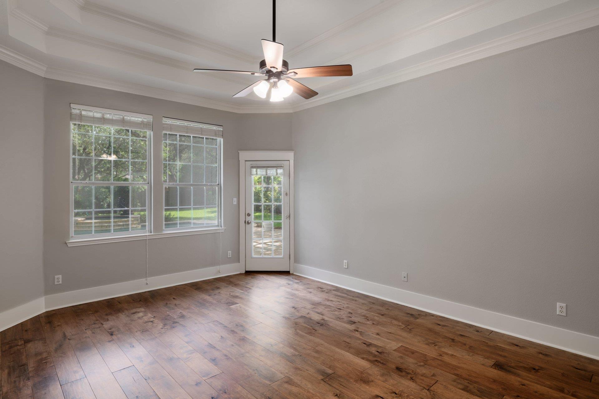5512 Ballenton LN