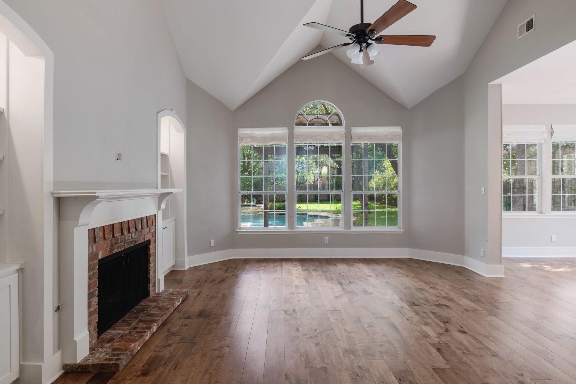 5512 Ballenton LN