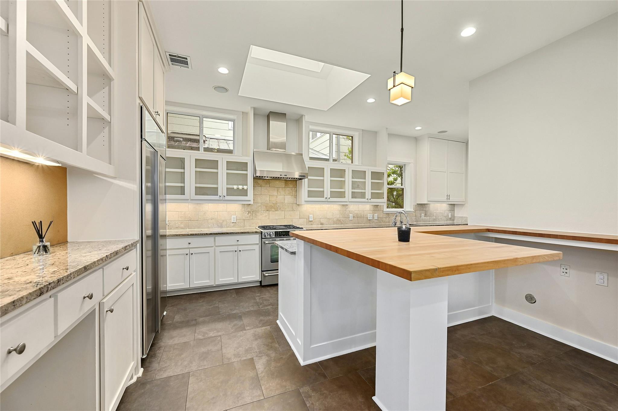 1205 Norwalk LN # D