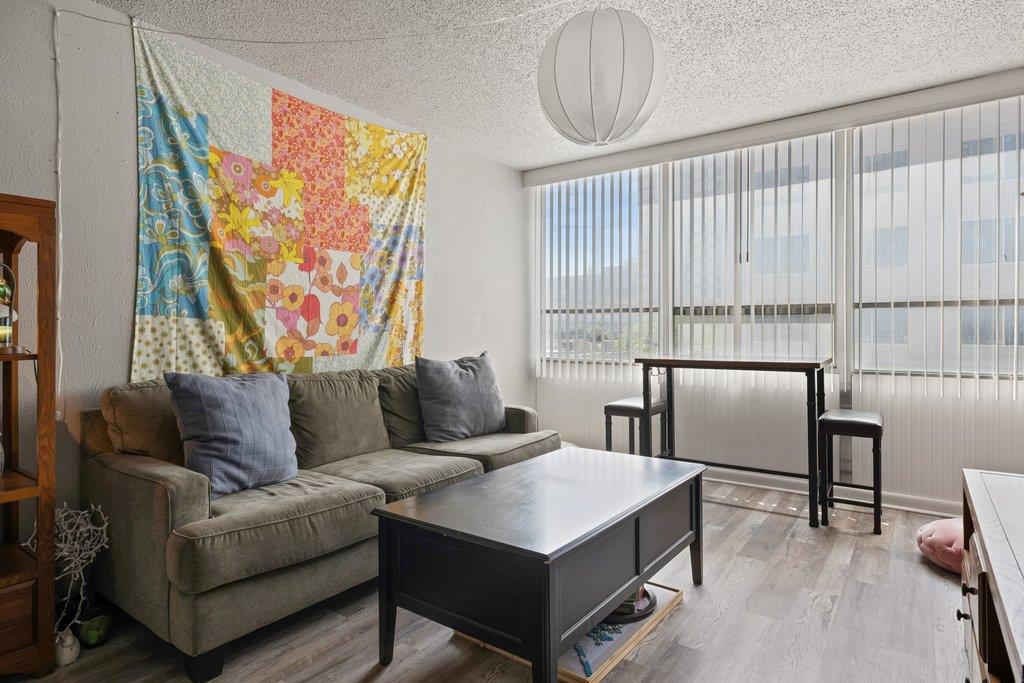 1800 Lavaca ST # 207