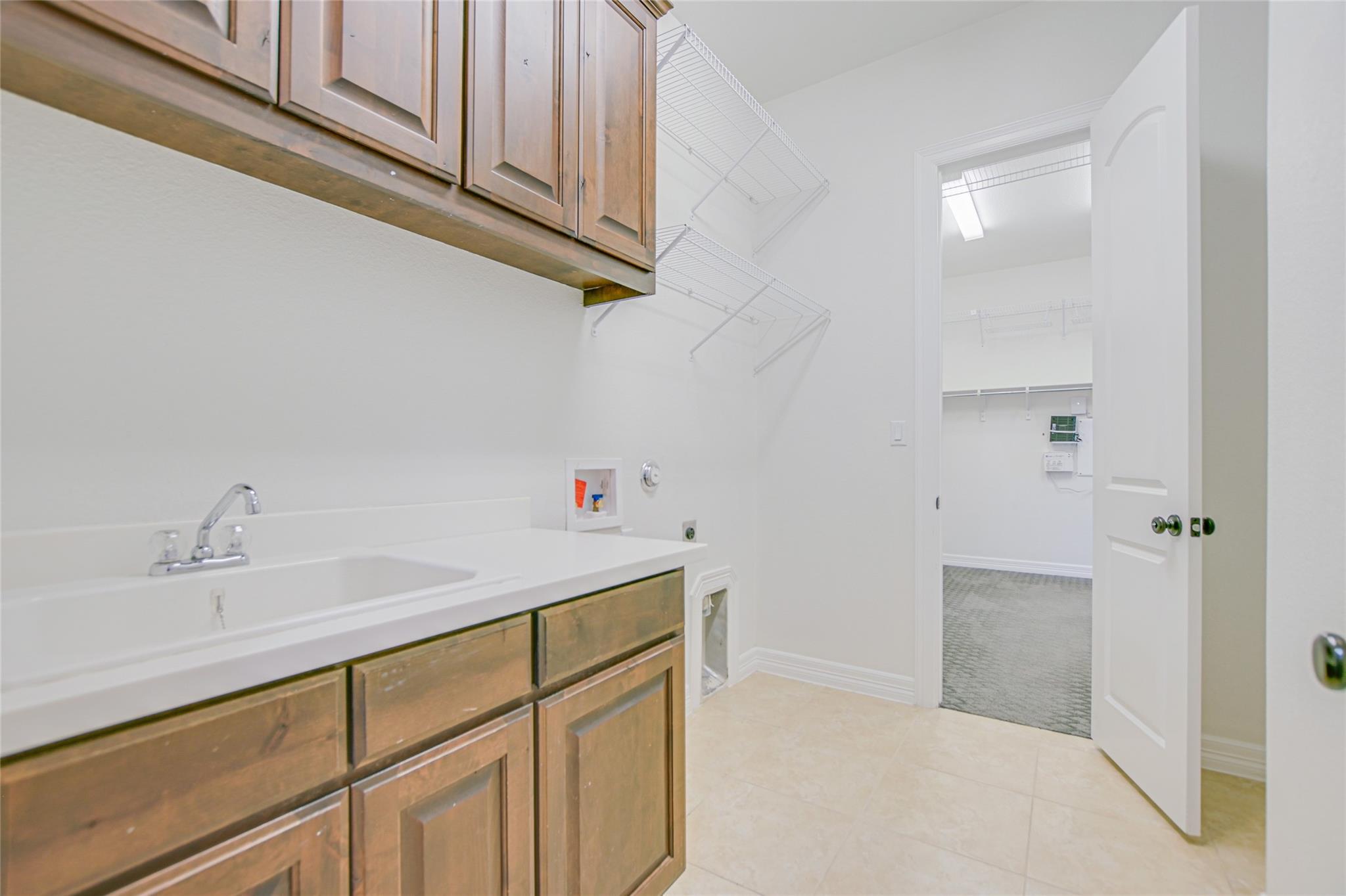17100 Yellowstar DR