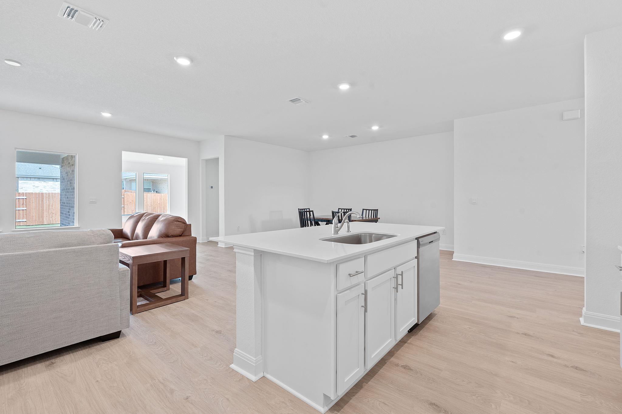 548 Tekoa DR, Georgetown