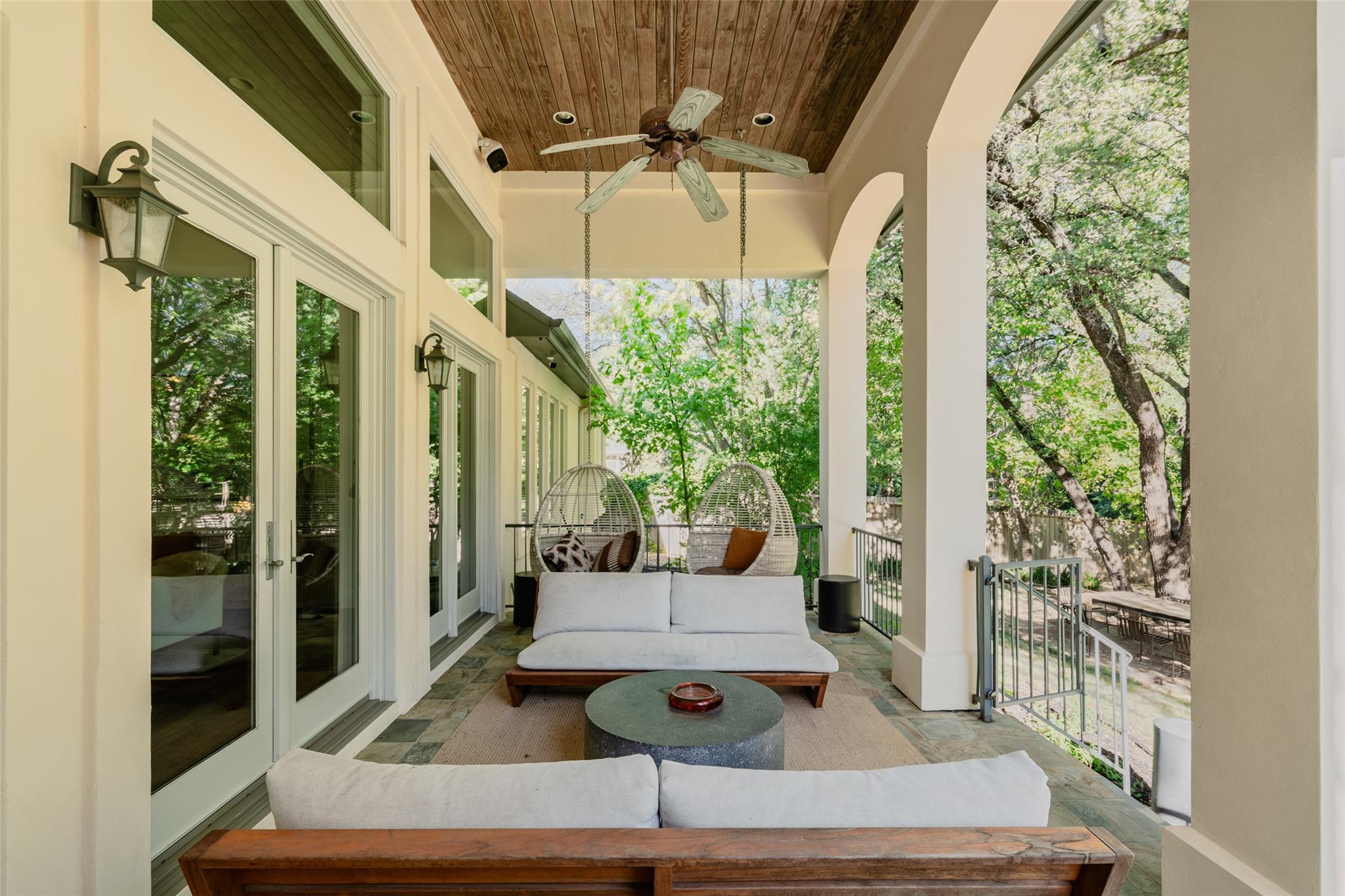 6628 Dogwood Creek DR