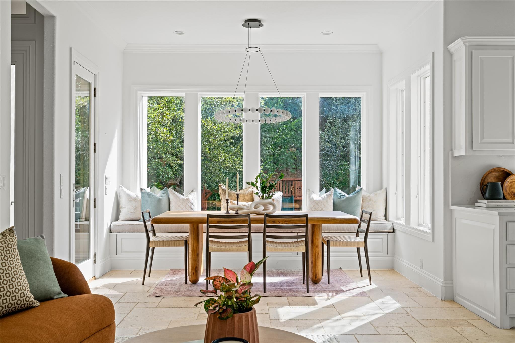 6628 Dogwood Creek DR