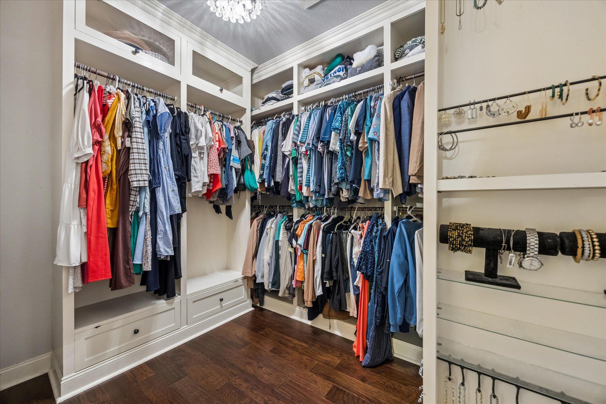 2307 Parksville WAY
