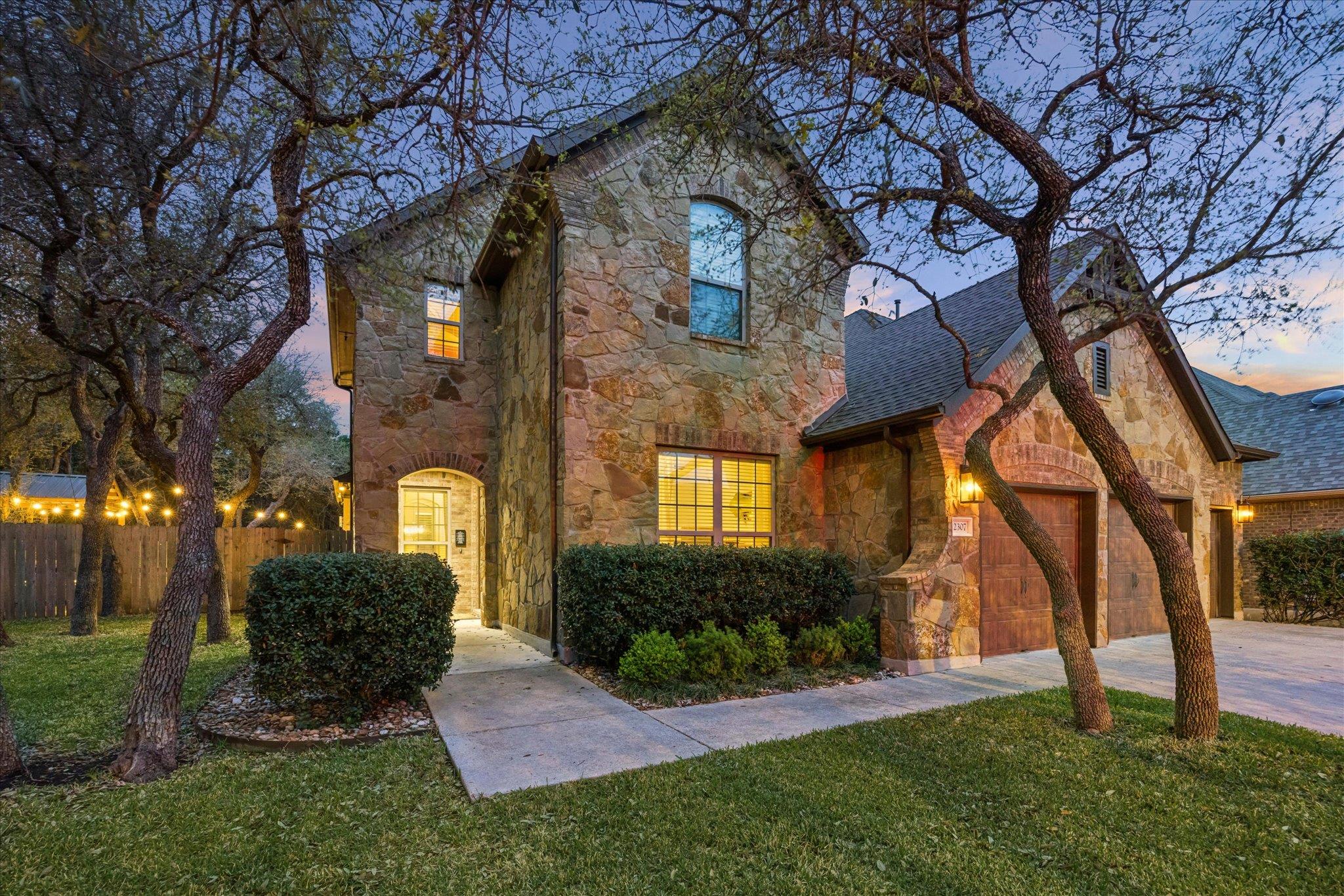 2307 Parksville WAY