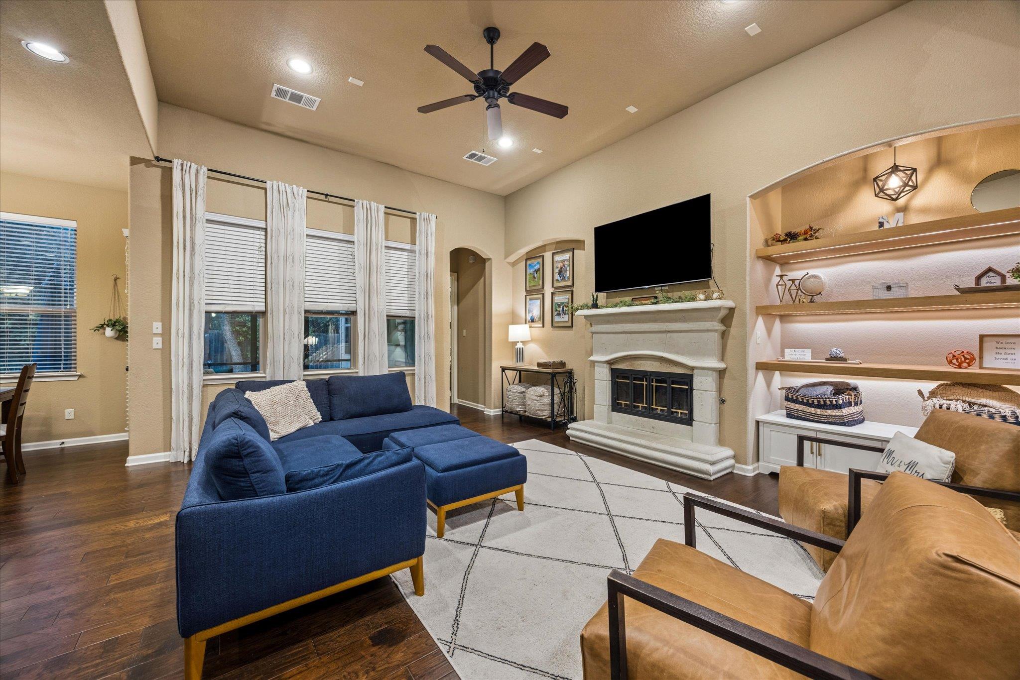 2307 Parksville WAY