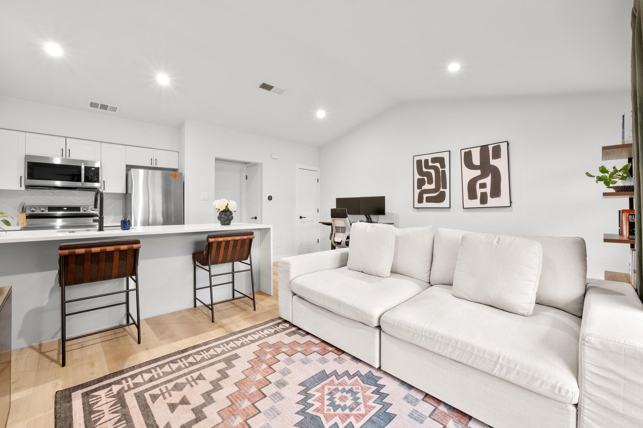 1213 Hollow Creek DR # 3