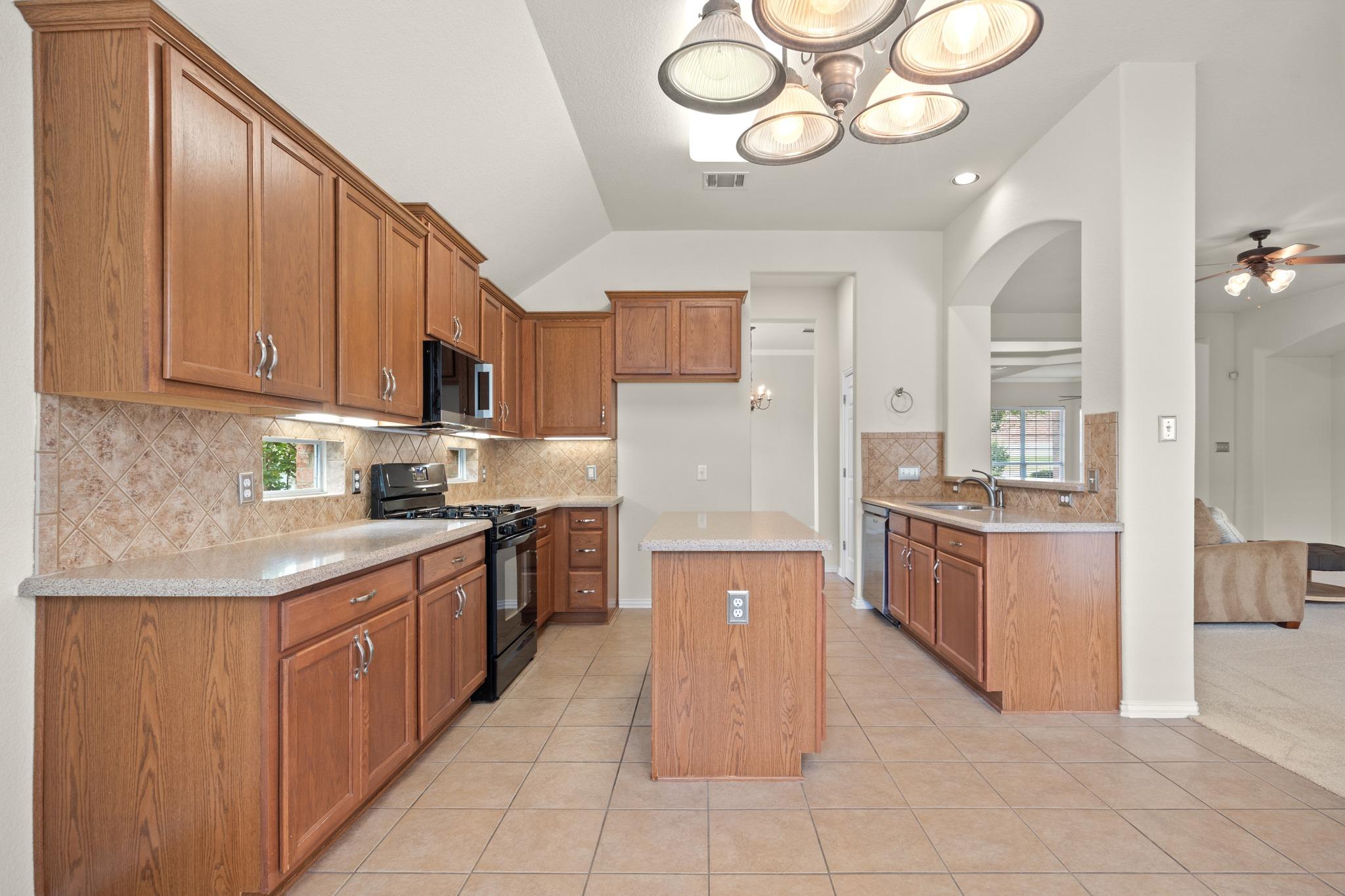 1305 Red Stag PL