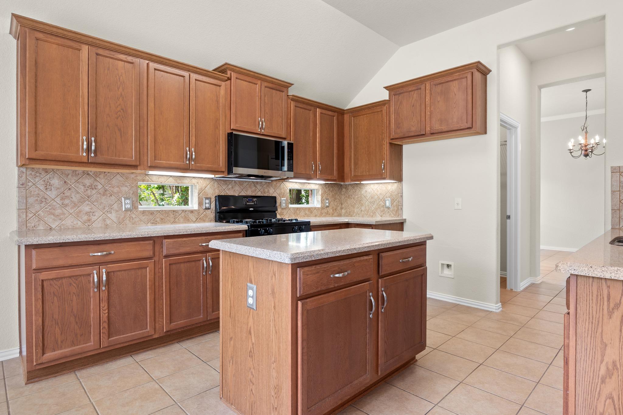 1305 Red Stag PL