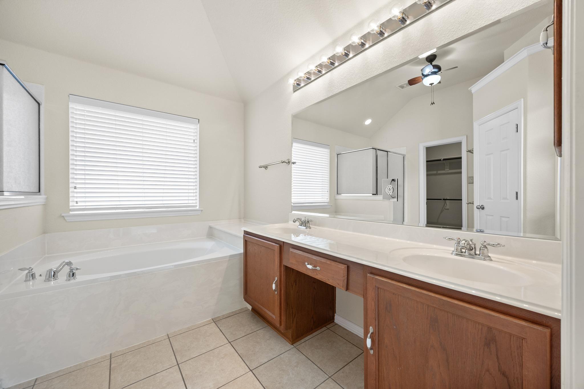 1305 Red Stag PL