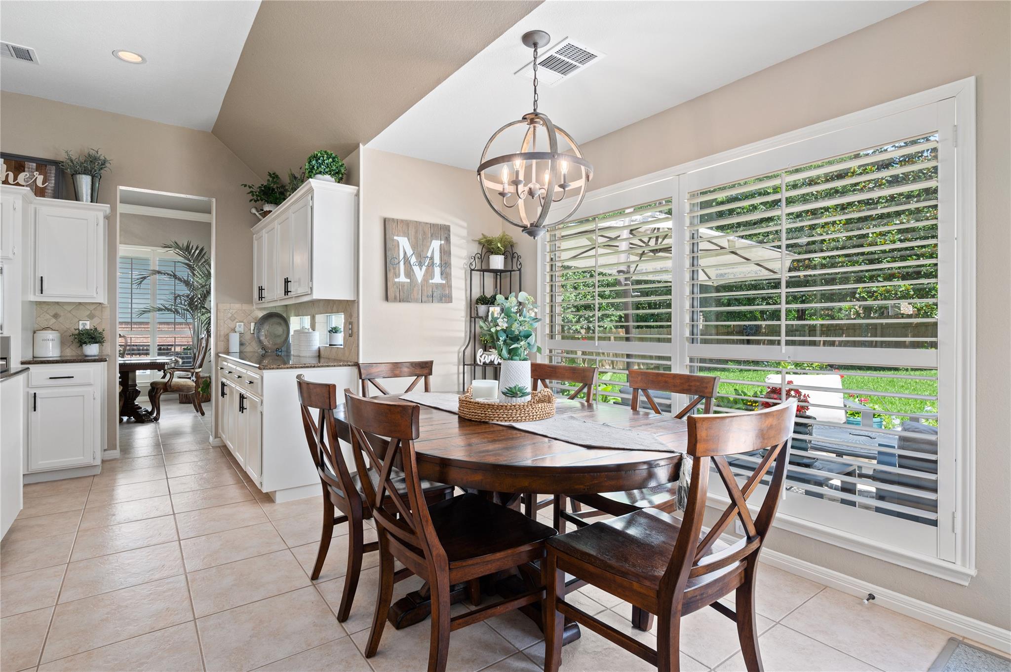 5413 Merrywing CIR