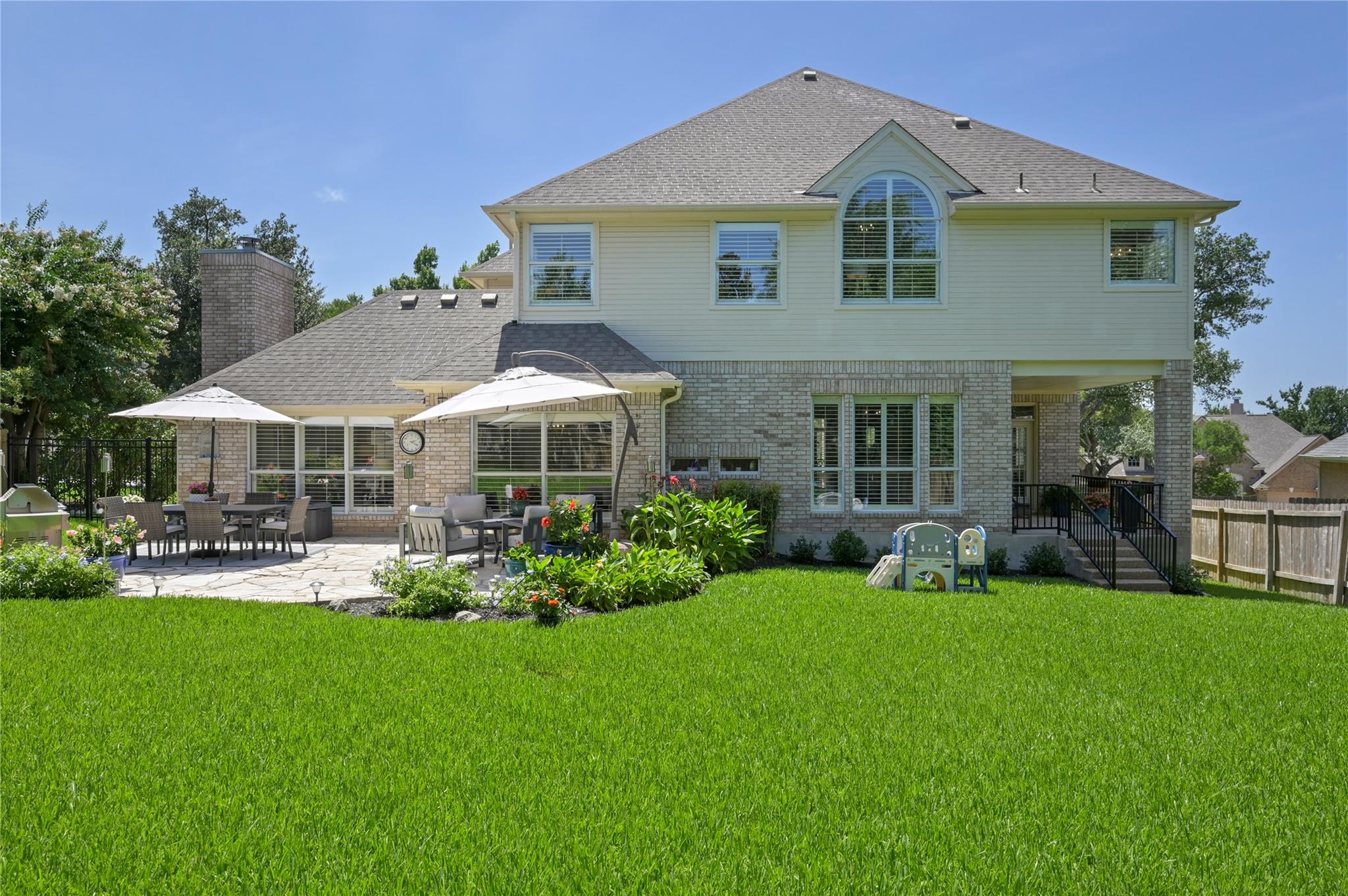 5413 Merrywing CIR