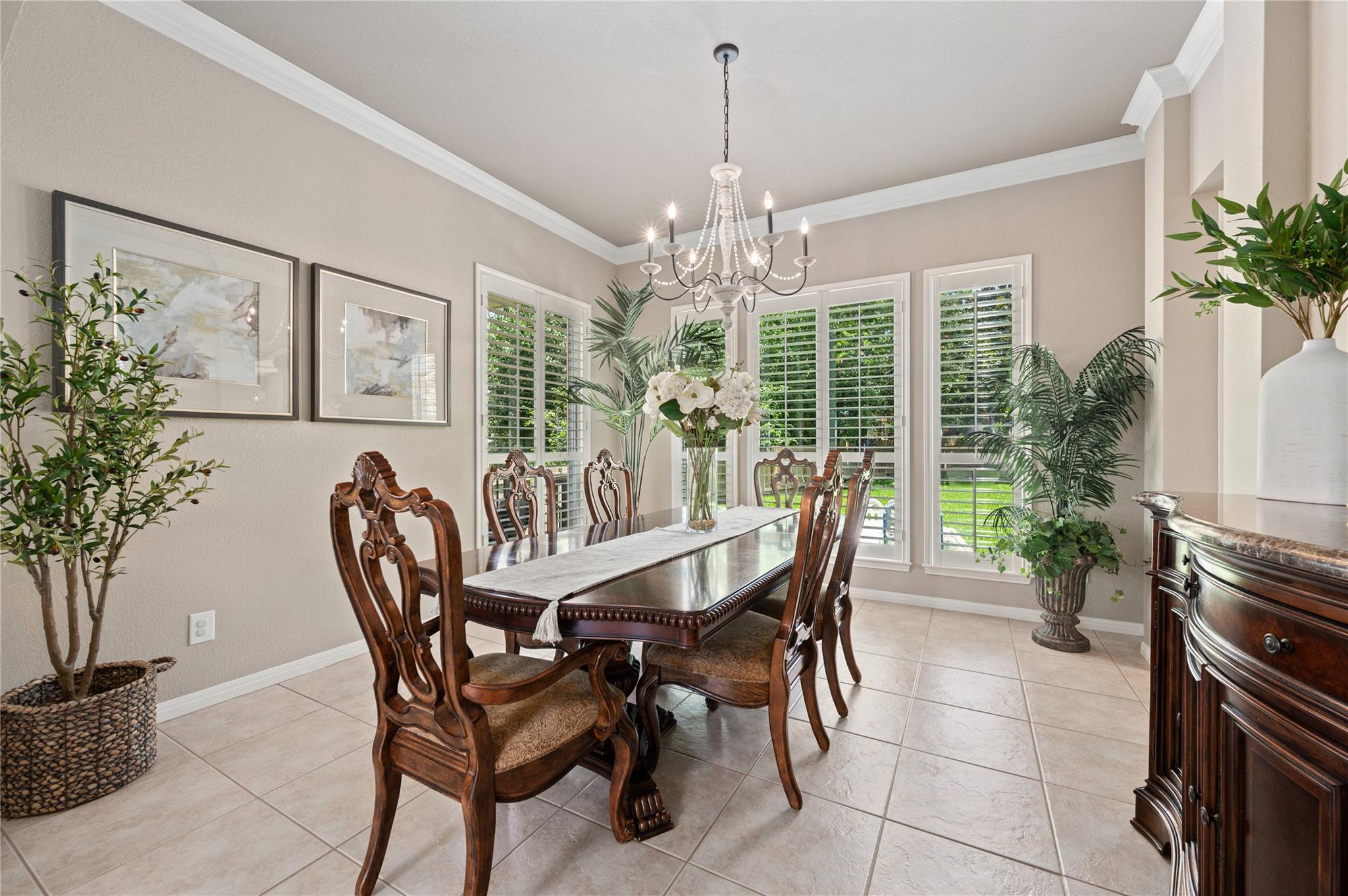 5413 Merrywing CIR