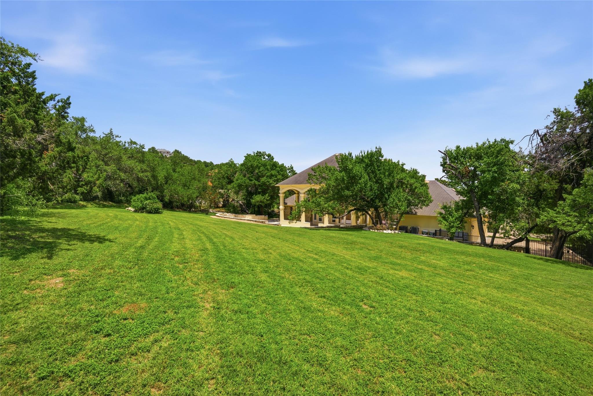 4626 High Gate DR