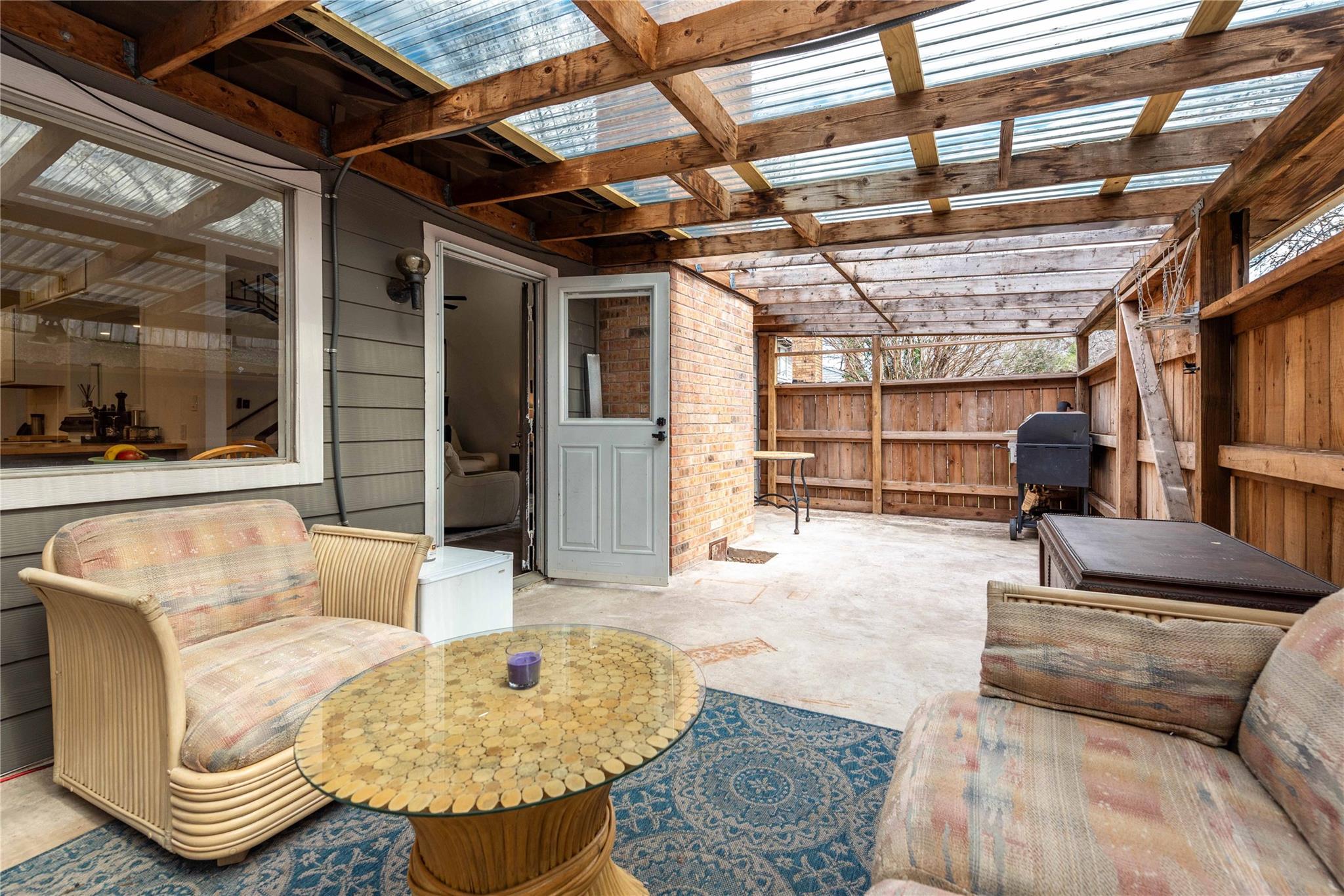 7215 Coronado CIR