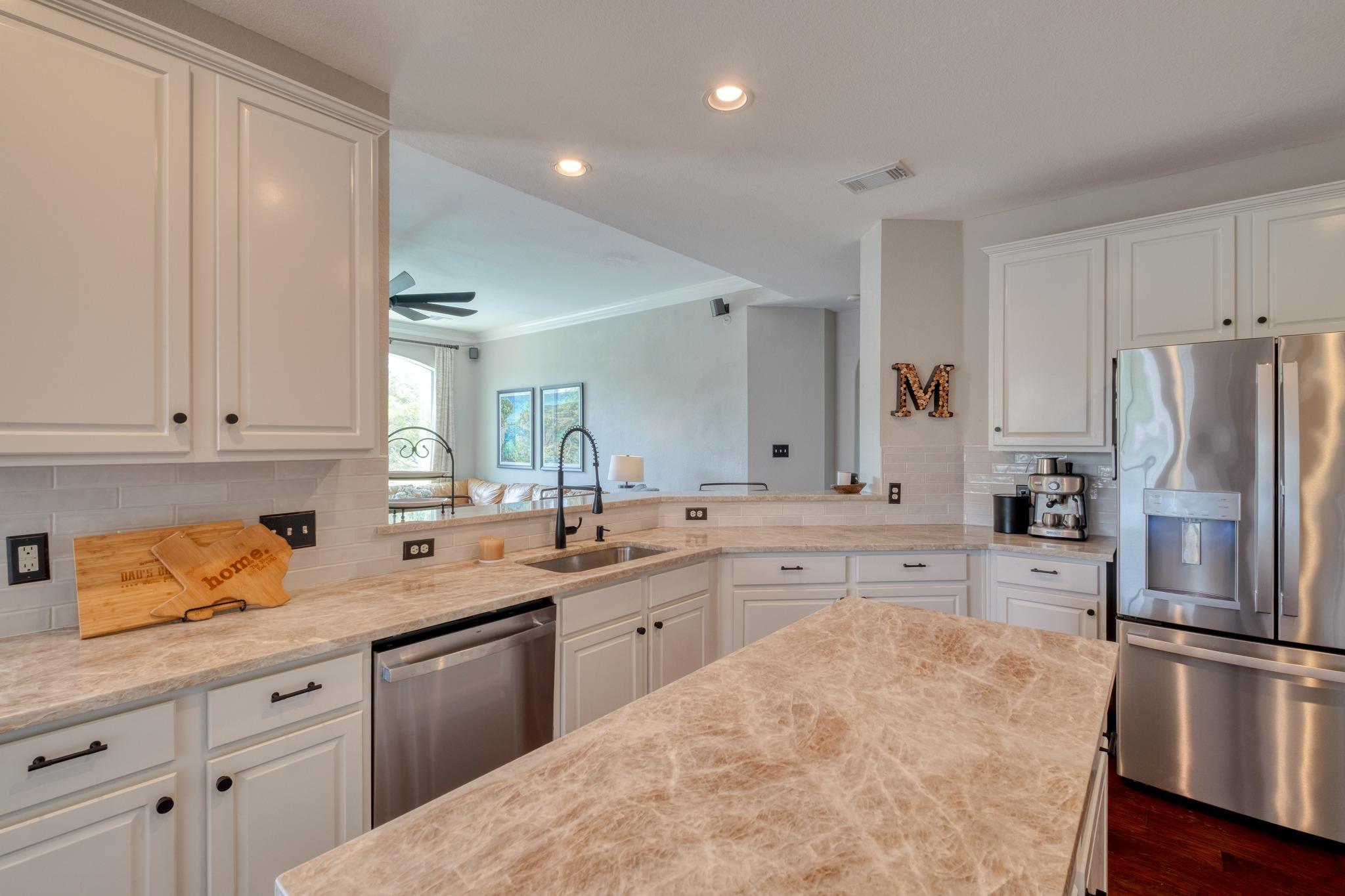 8302 Sunburst PKWY
